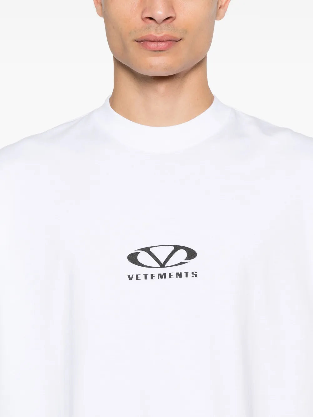 OVAL LOGO OVERSIZED T-SHIRT