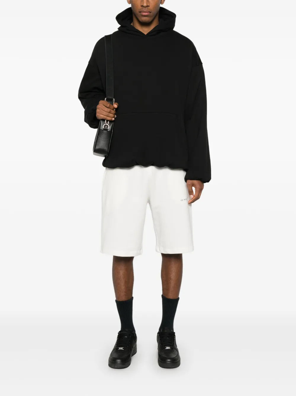 BASIC SHORTS SMALL LOGO