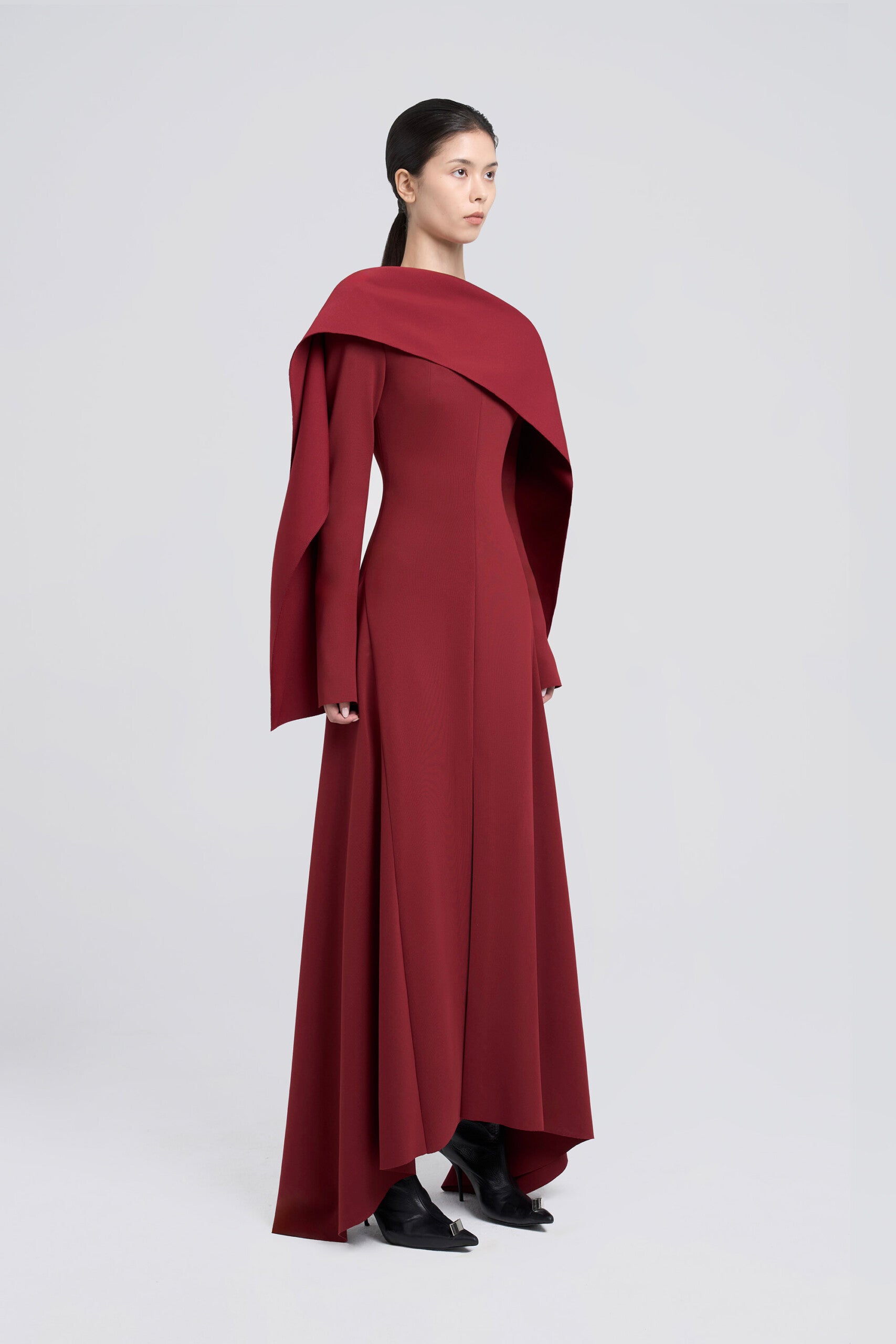 MAXI LONG SLEEVES DRESS WITH CAPE