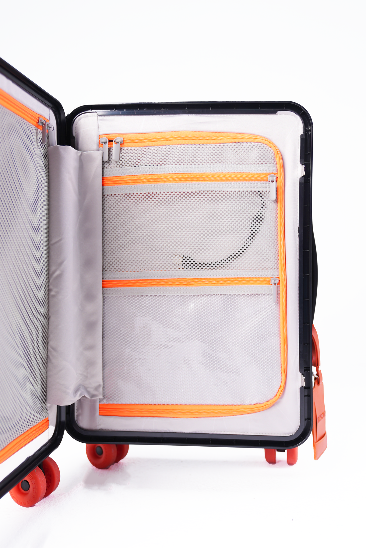 Buscar black cabin bag