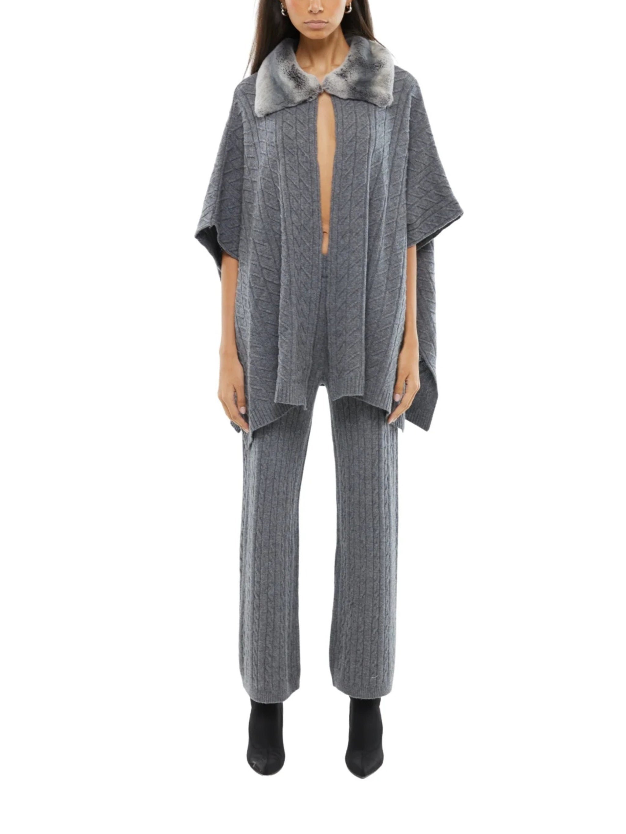 THE COLLAR DETAIL PONCHO IN STORM