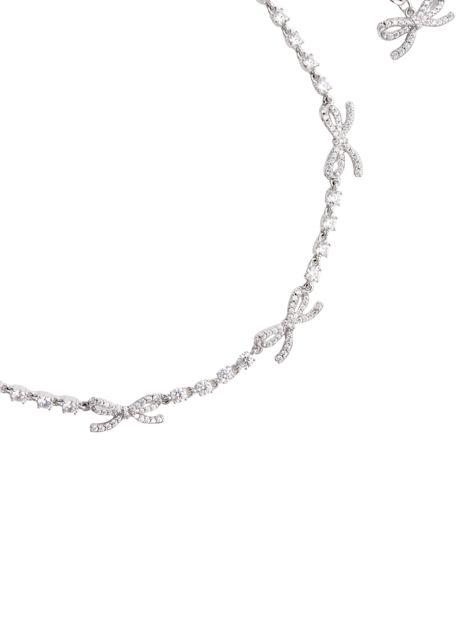 Crystal bow necklace
