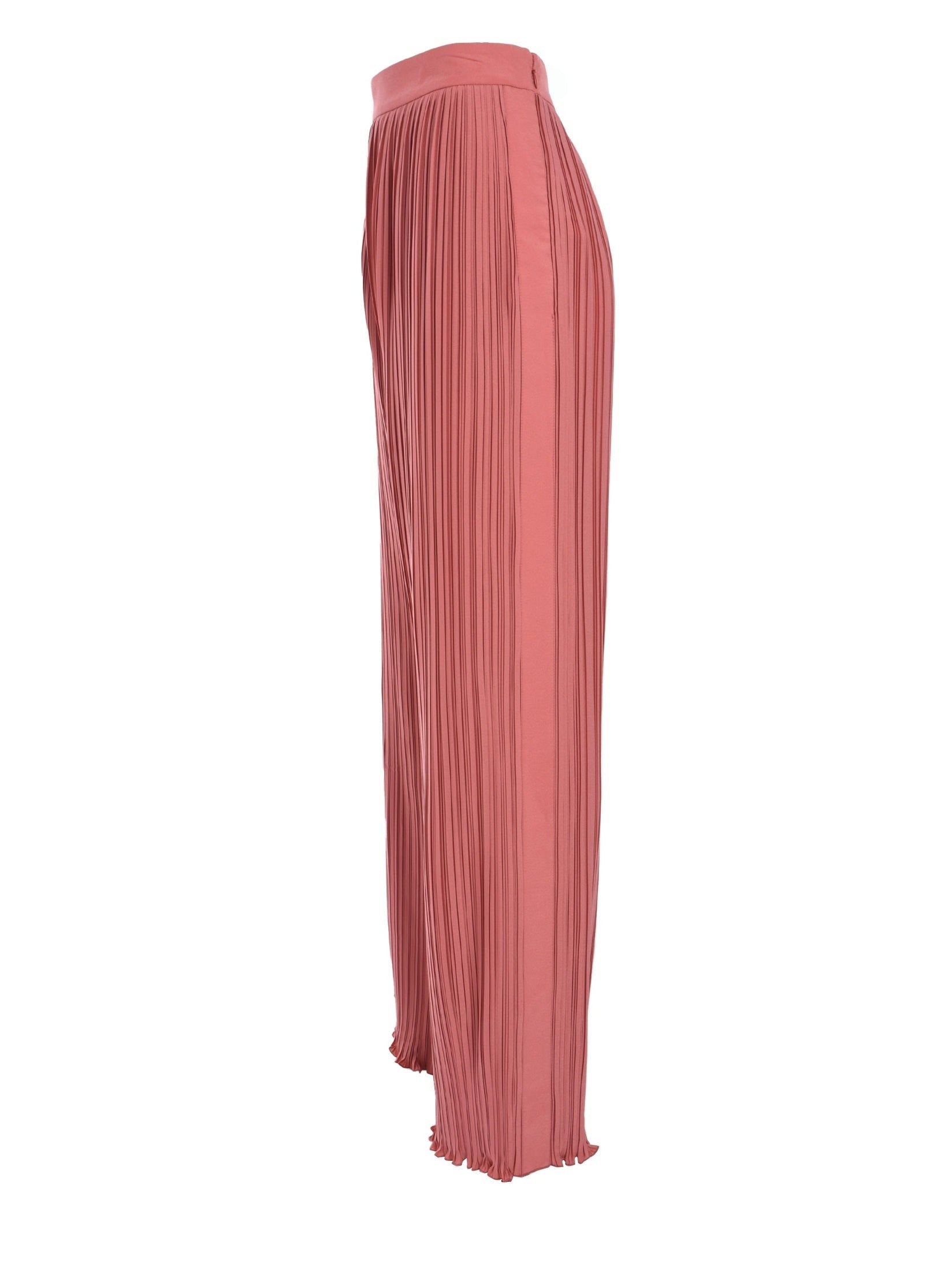 Pleated trousers