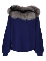 The collar jacket with cable sleeves