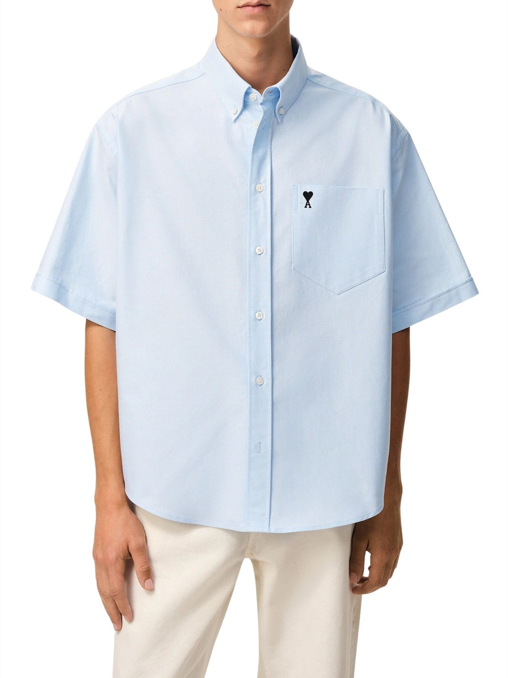 Boxy short sleeve shirt with button down collar