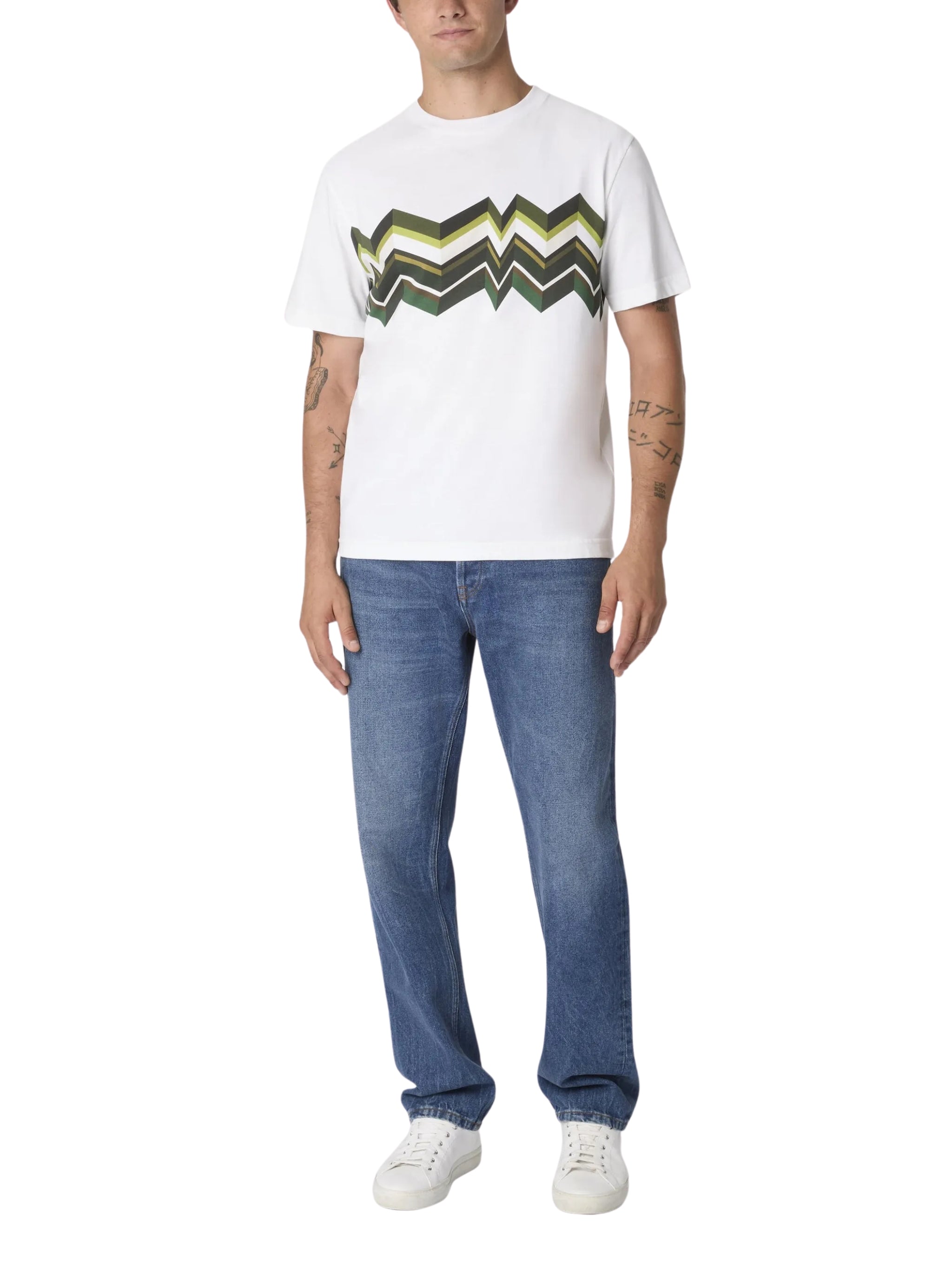 Short sleeve t-shirt