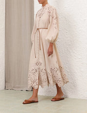 WYLIE EMBROIDERED BILLOW DRESS