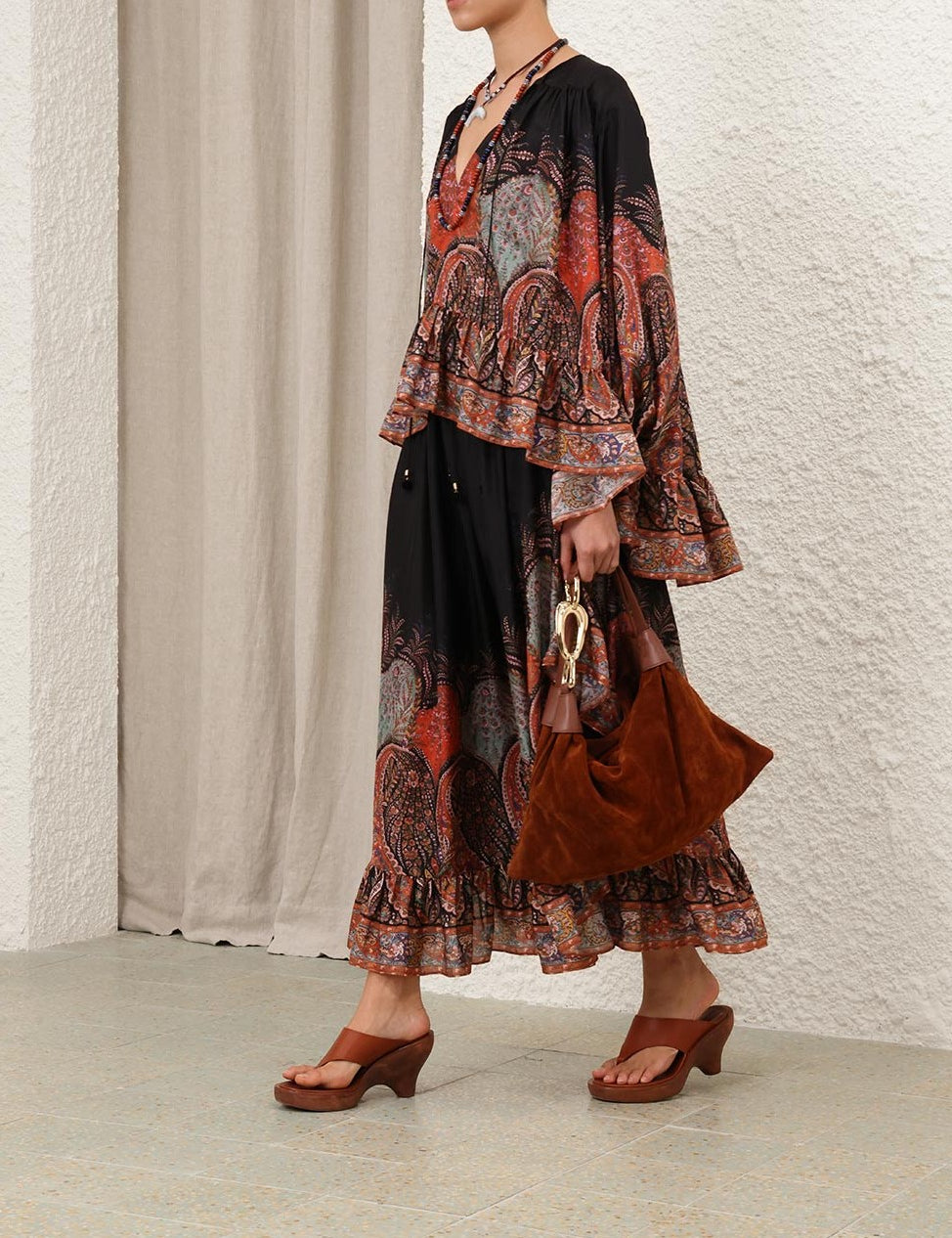 3.3229tss251.blkp.black-paisley.jpg