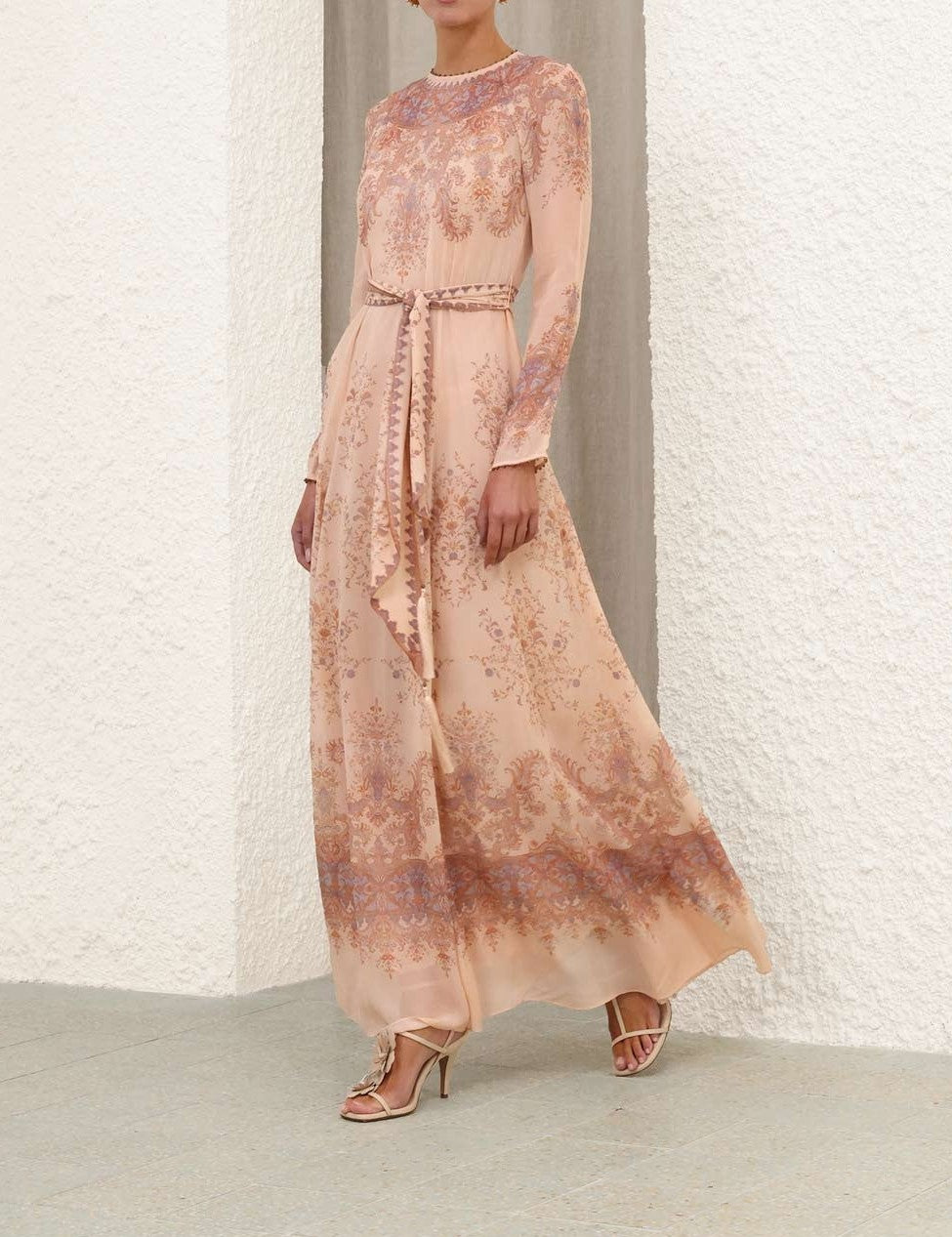 3.9671df261.phps.peach-paisley.jpg