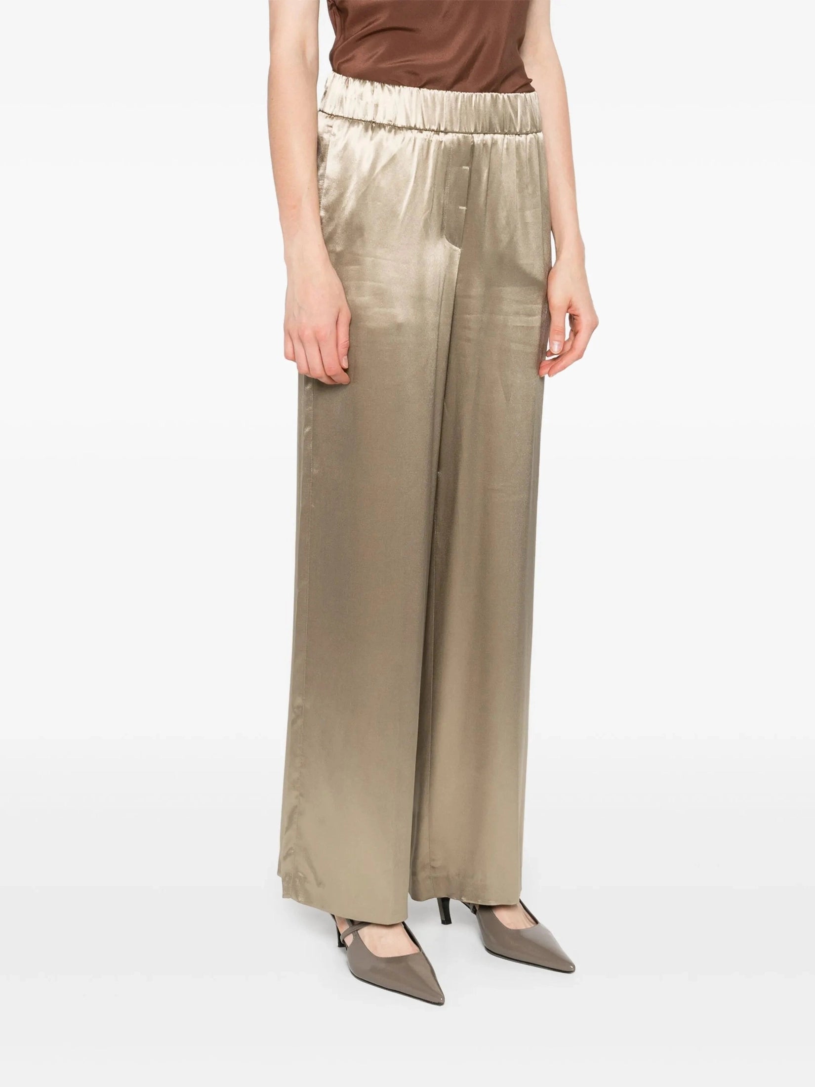Woman trousers