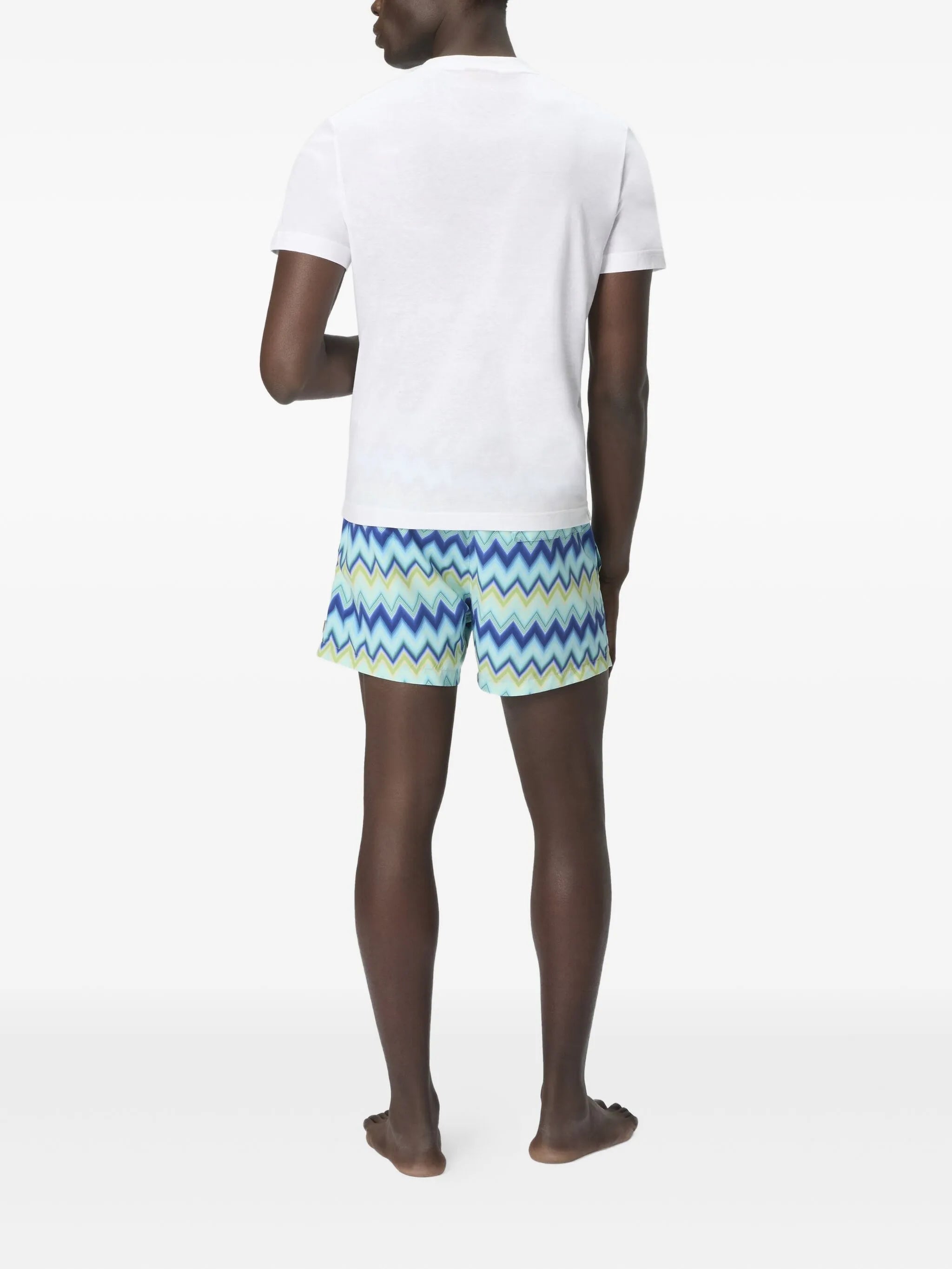 Short sleeve t-shirt with zigzag insert