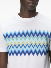 Short sleeve t-shirt with zigzag insert