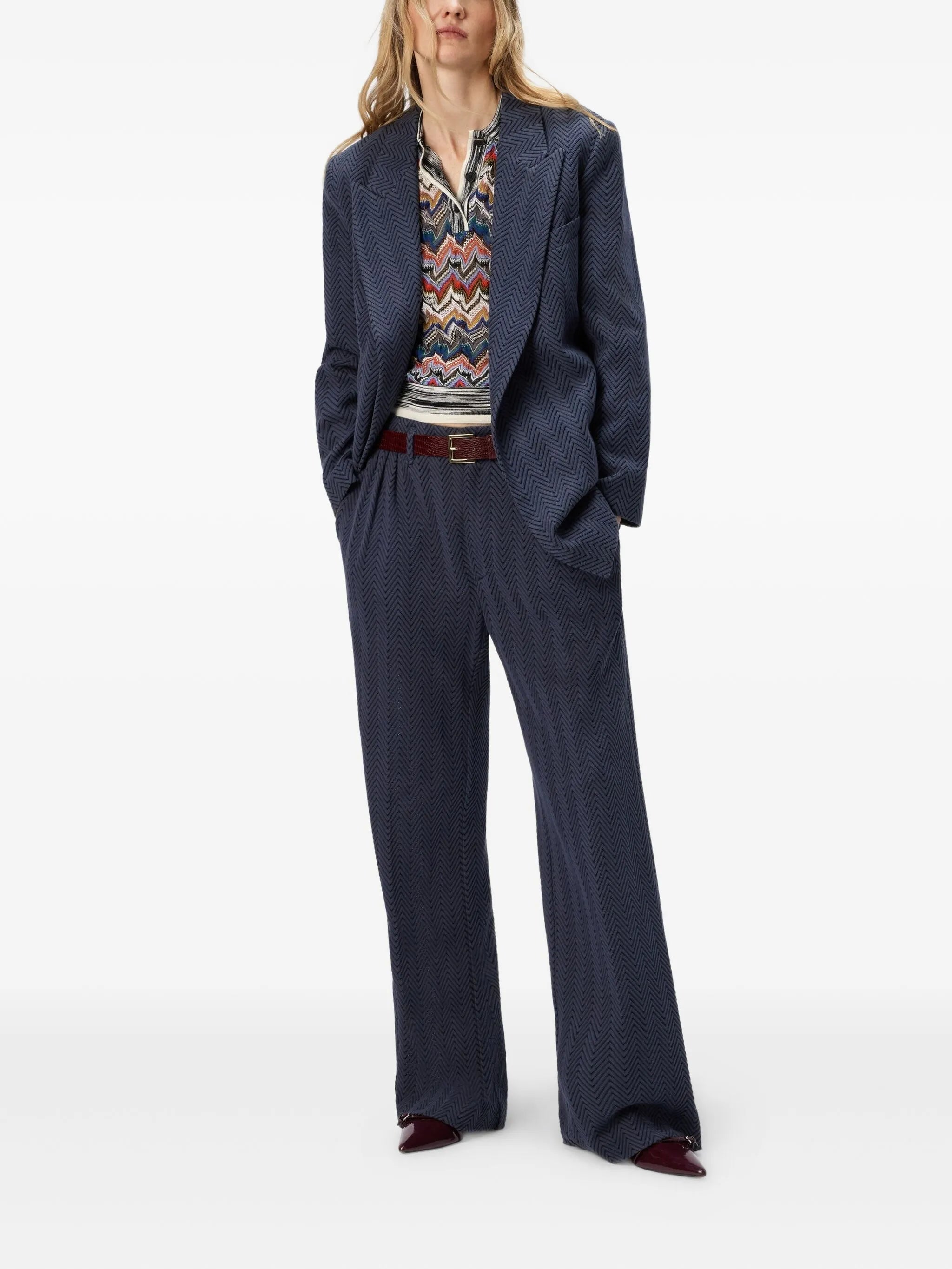 Tailored pants with zigzag pattern