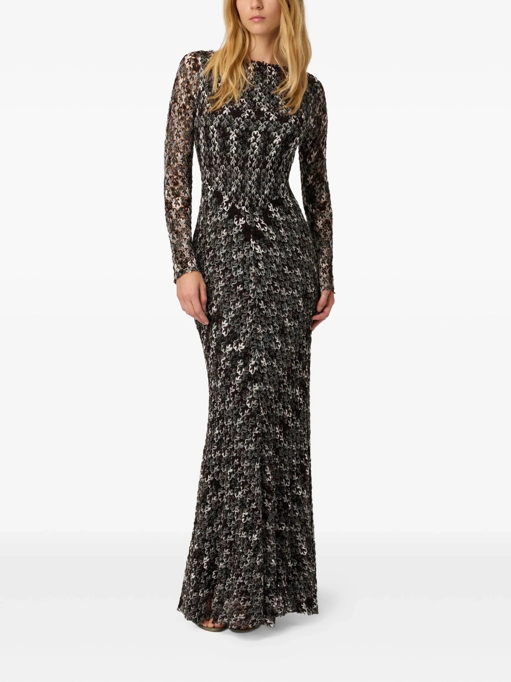 Long dress in embroidered lace