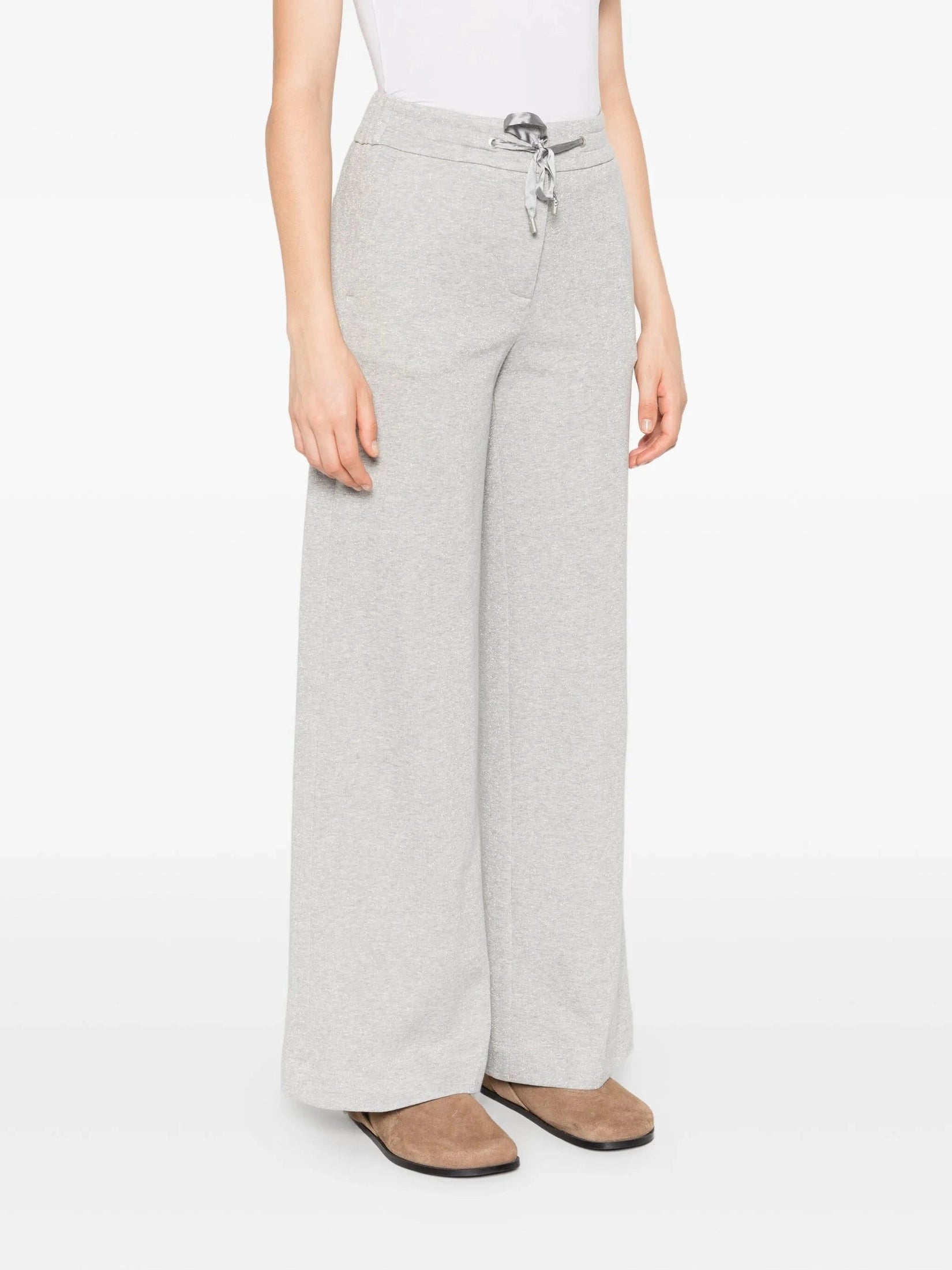 Woman trousers