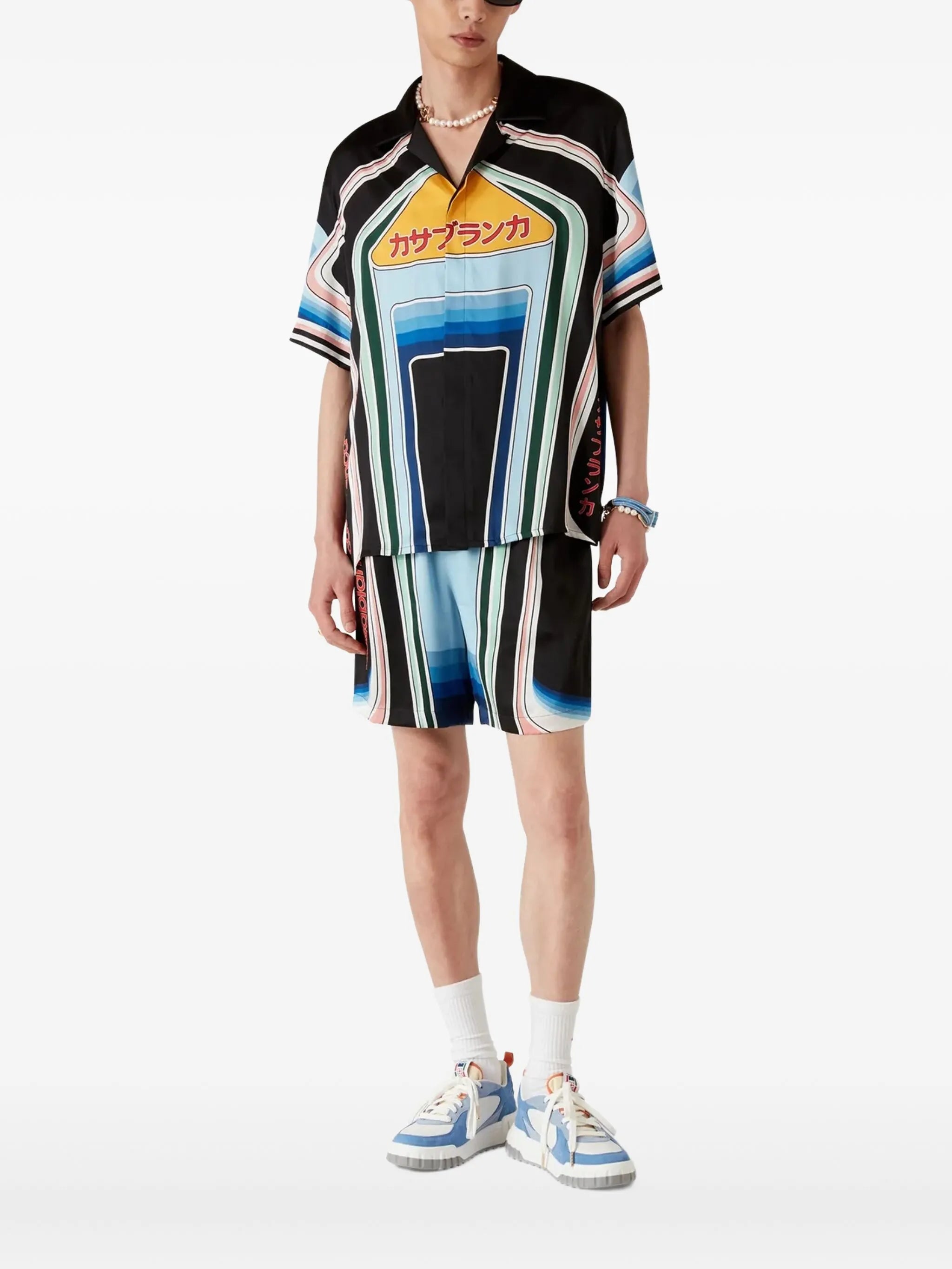 GRAPHIC MOUNTAIN SHORT SLEEVE SILK SHIRT