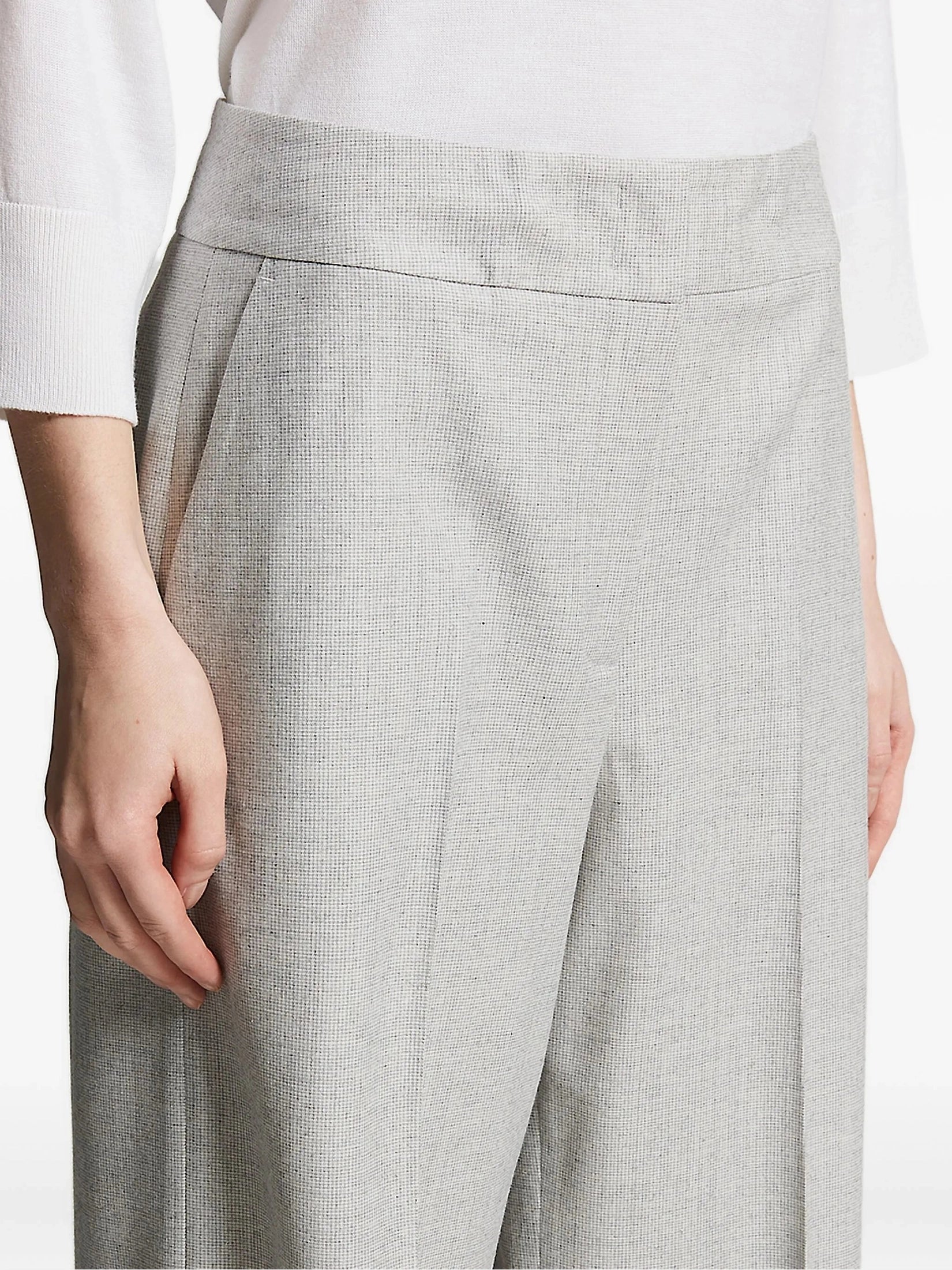 Woman trousers