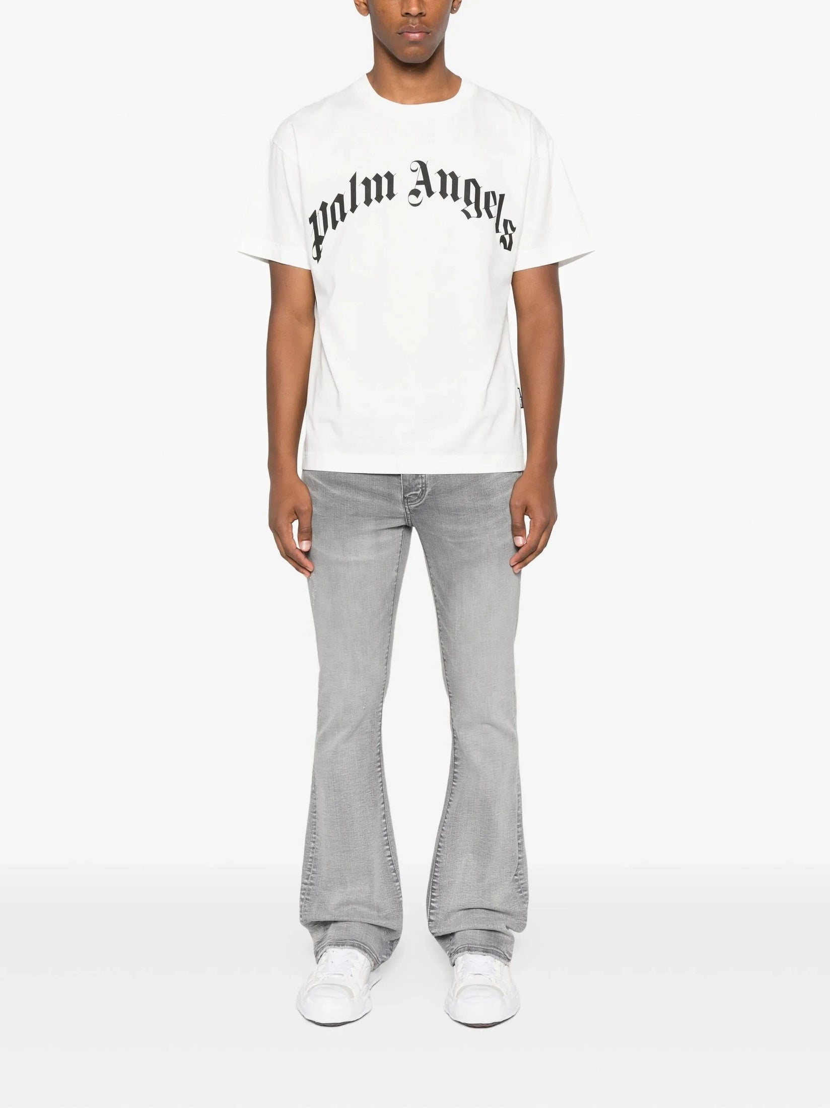 Curved logo reg tee off white black