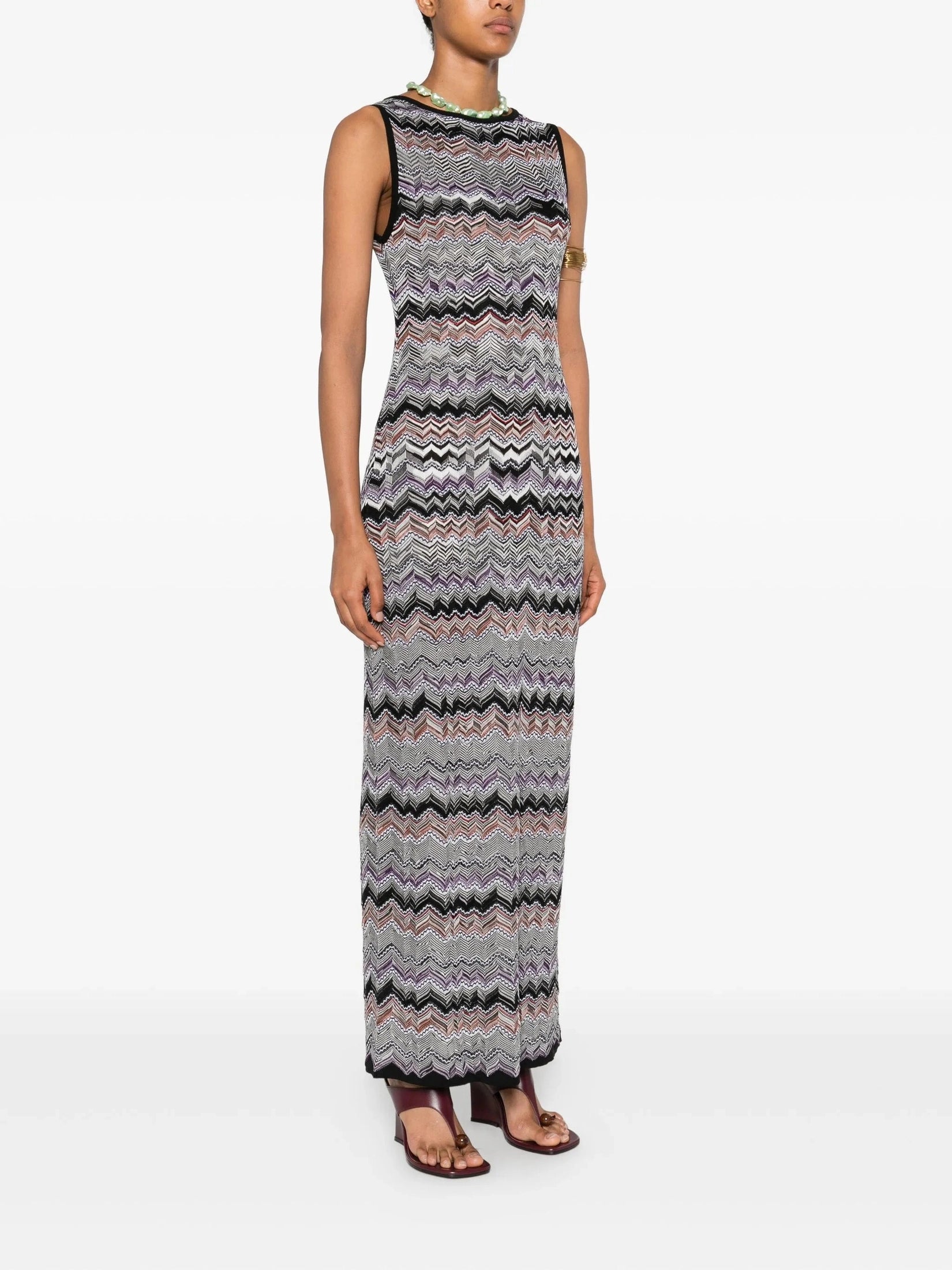 Sleeveless long dress