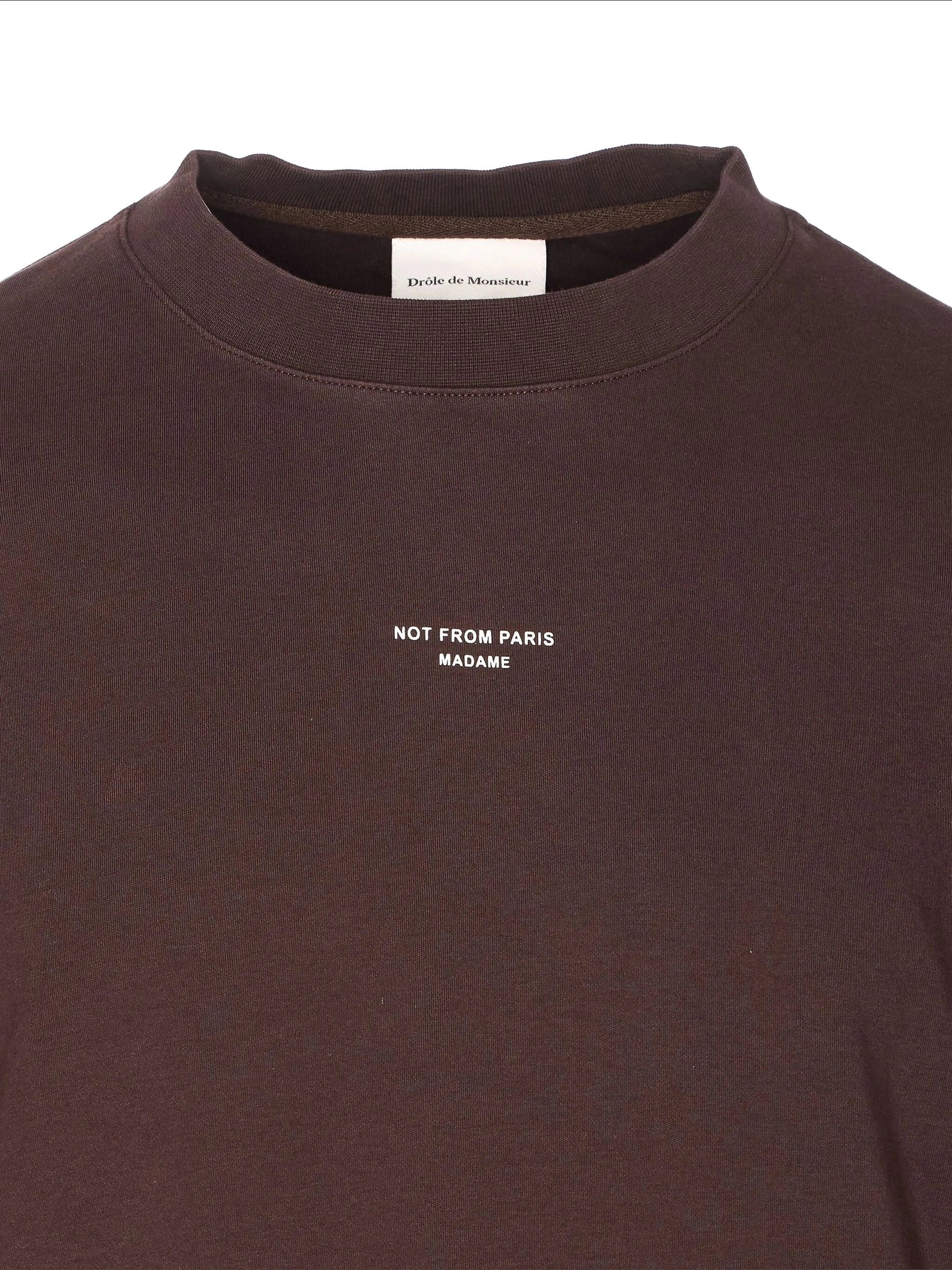 Le t-shirt slogan classique