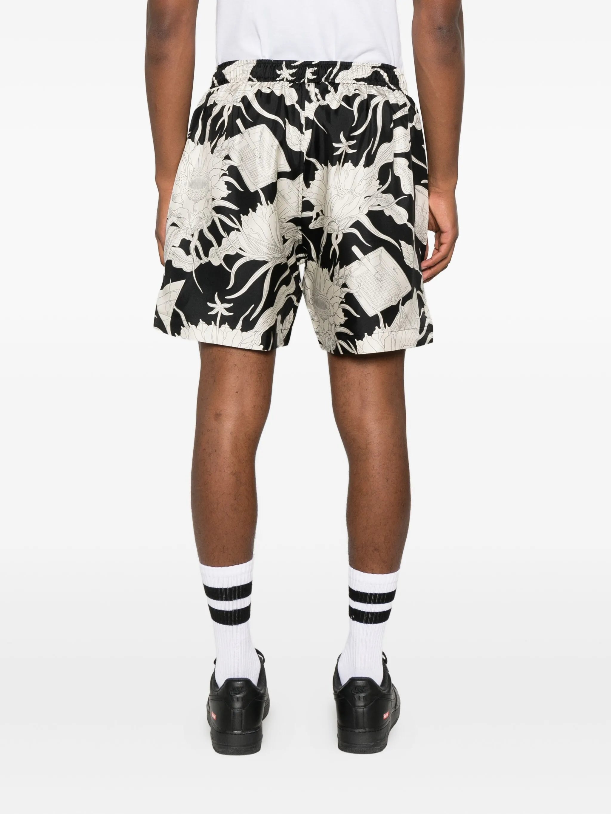 FLORAL SHORT