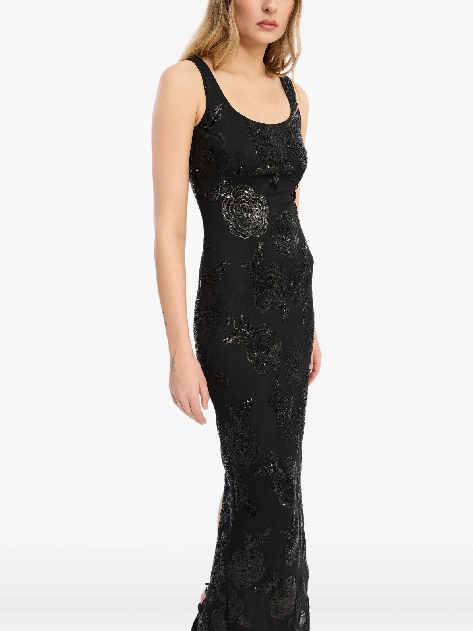 Sequins fitted maxi dress