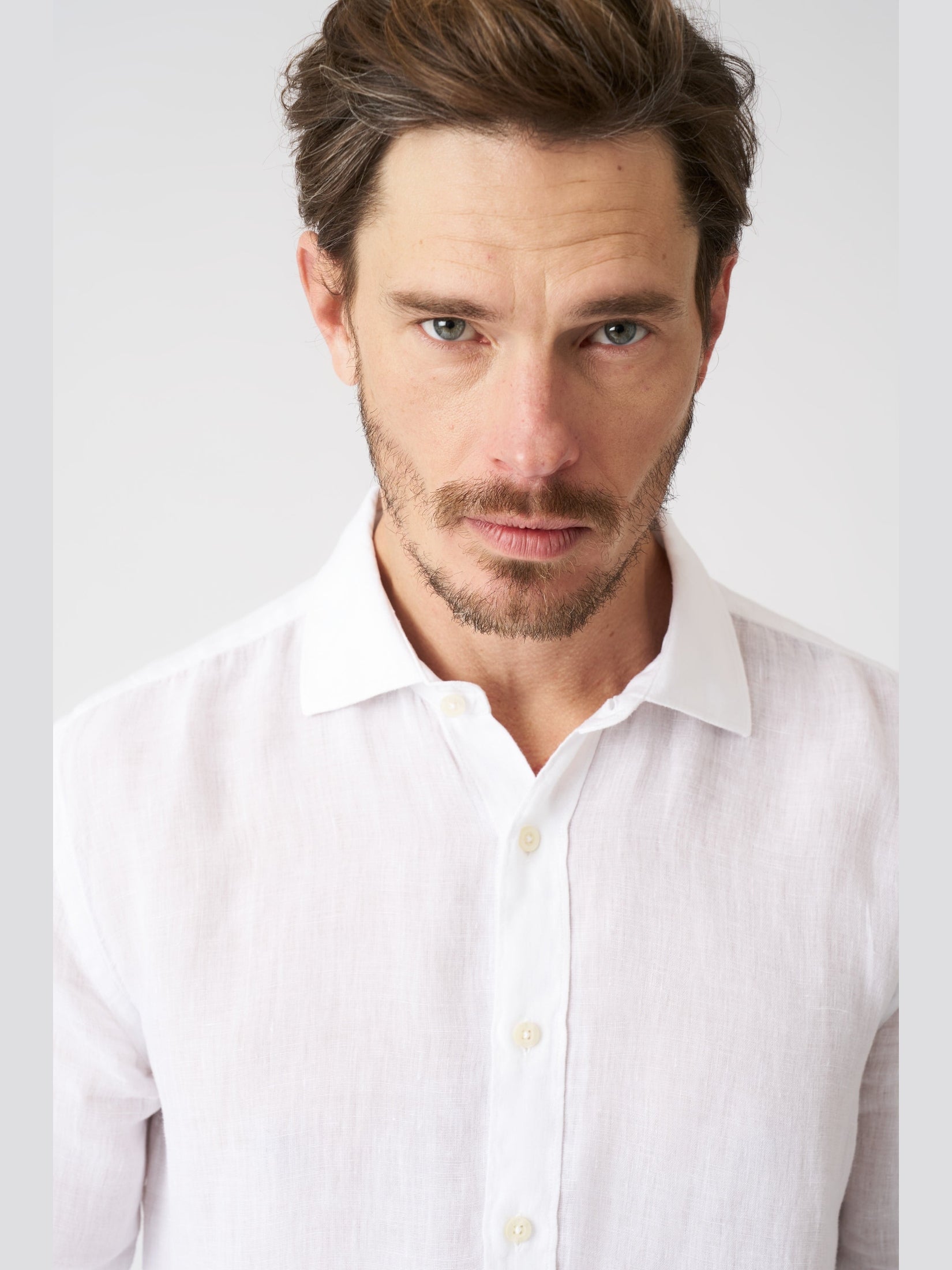 Long sleeve slim fit shirt