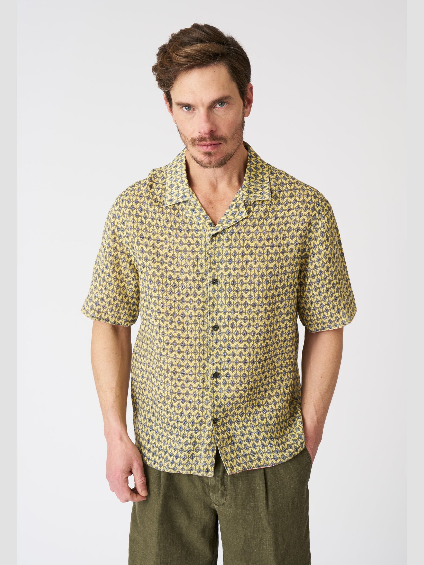 Short sleeve regular fit