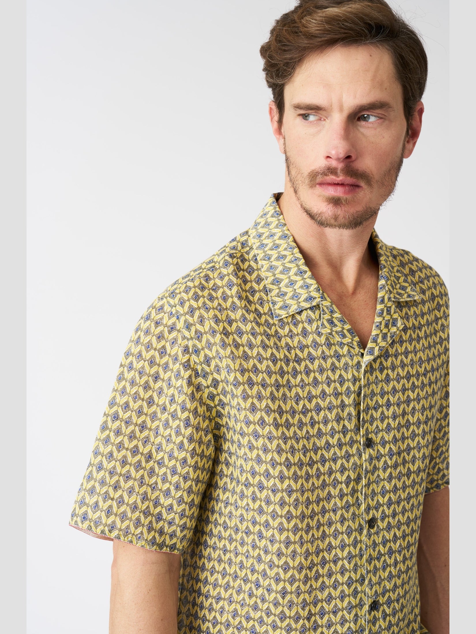 Short sleeve regular fit