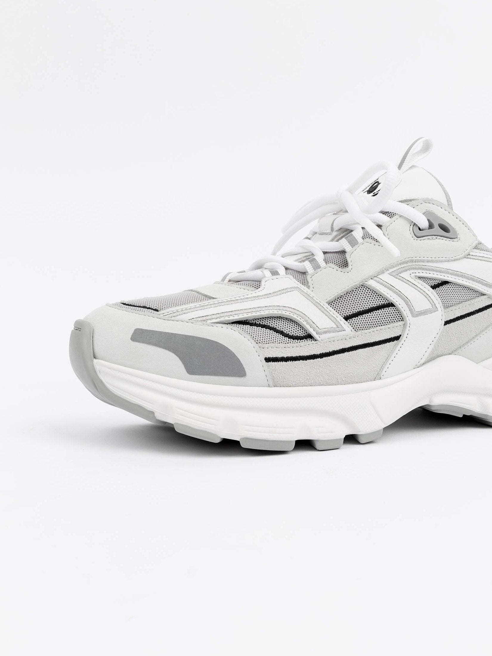 Marathon r-trail sneaker
