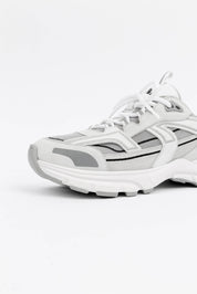 MARATHON R-TRAIL SNEAKER