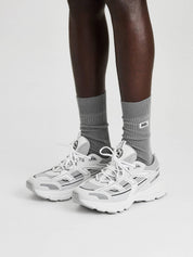 Marathon r-trail sneaker