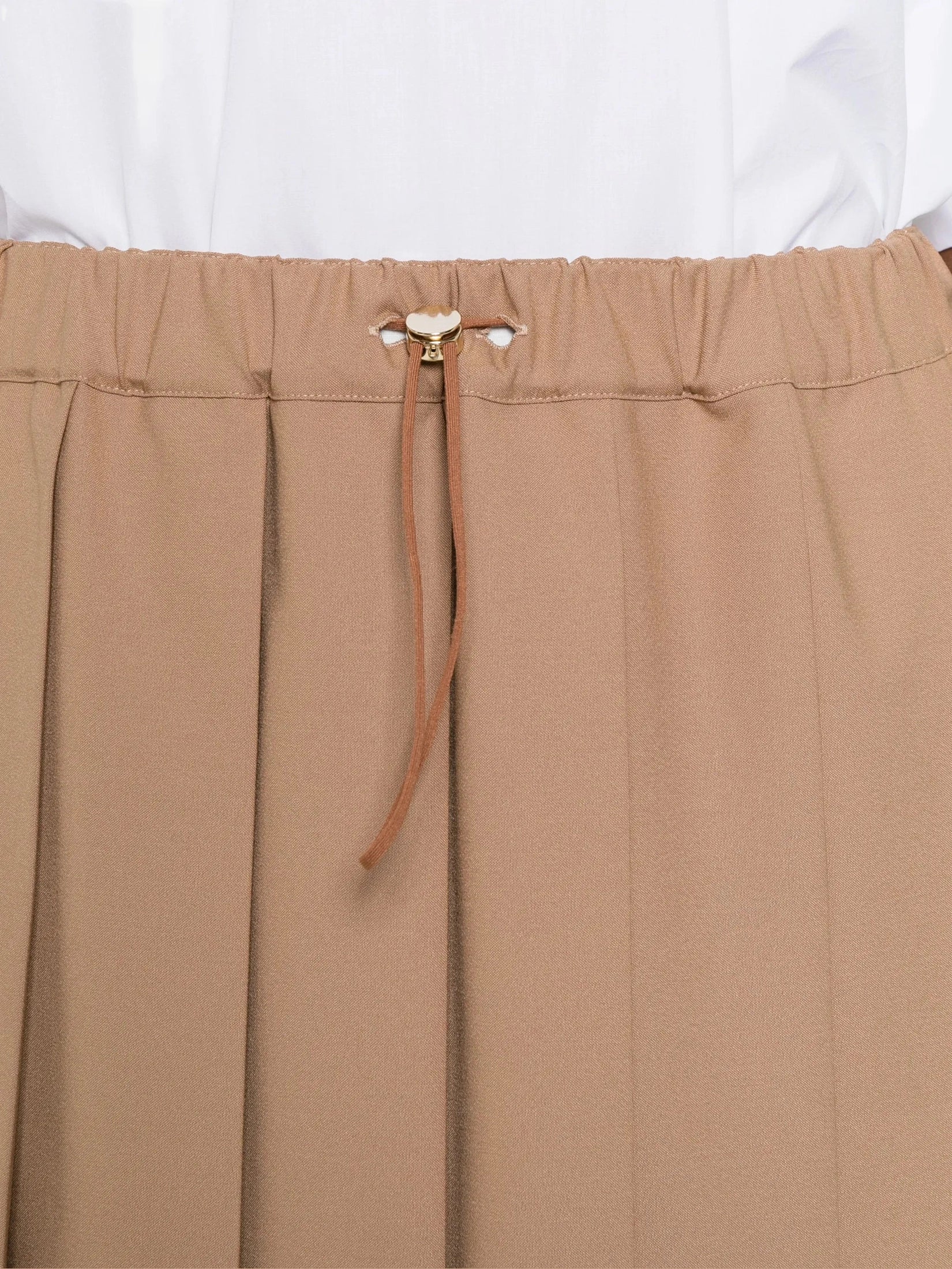 Tech wool pleated skirt with elastic waistband