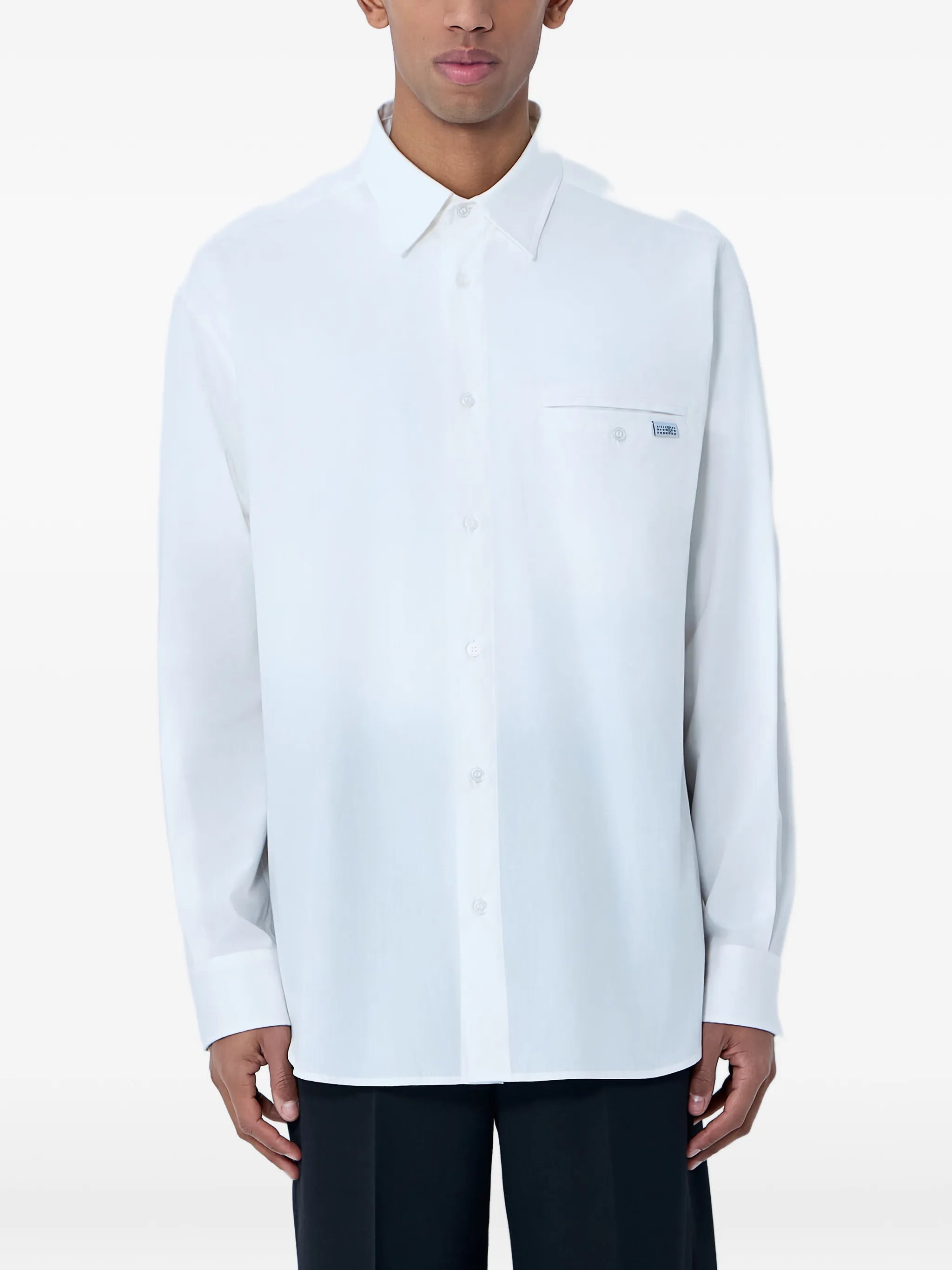 Long-sleeved shirt