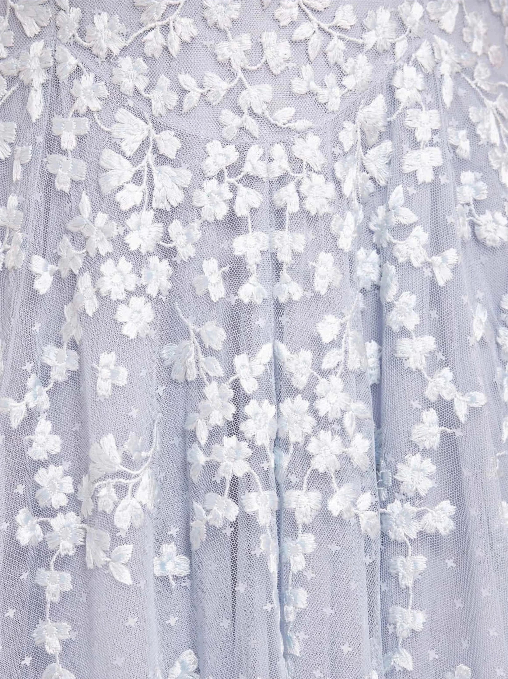 Scatter blossom round neck ankle gown