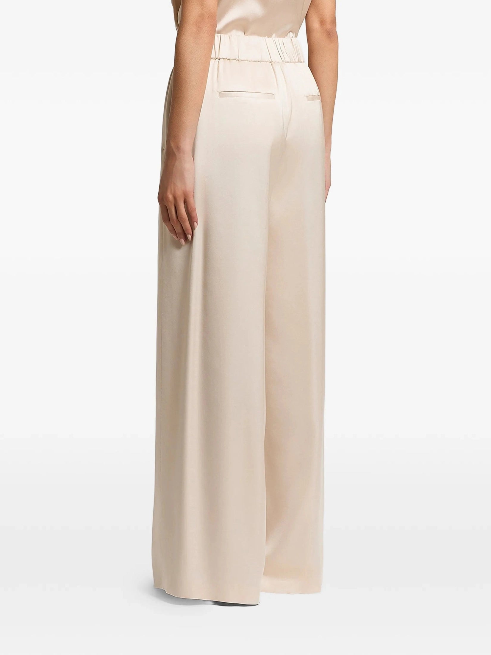 Woman trousers