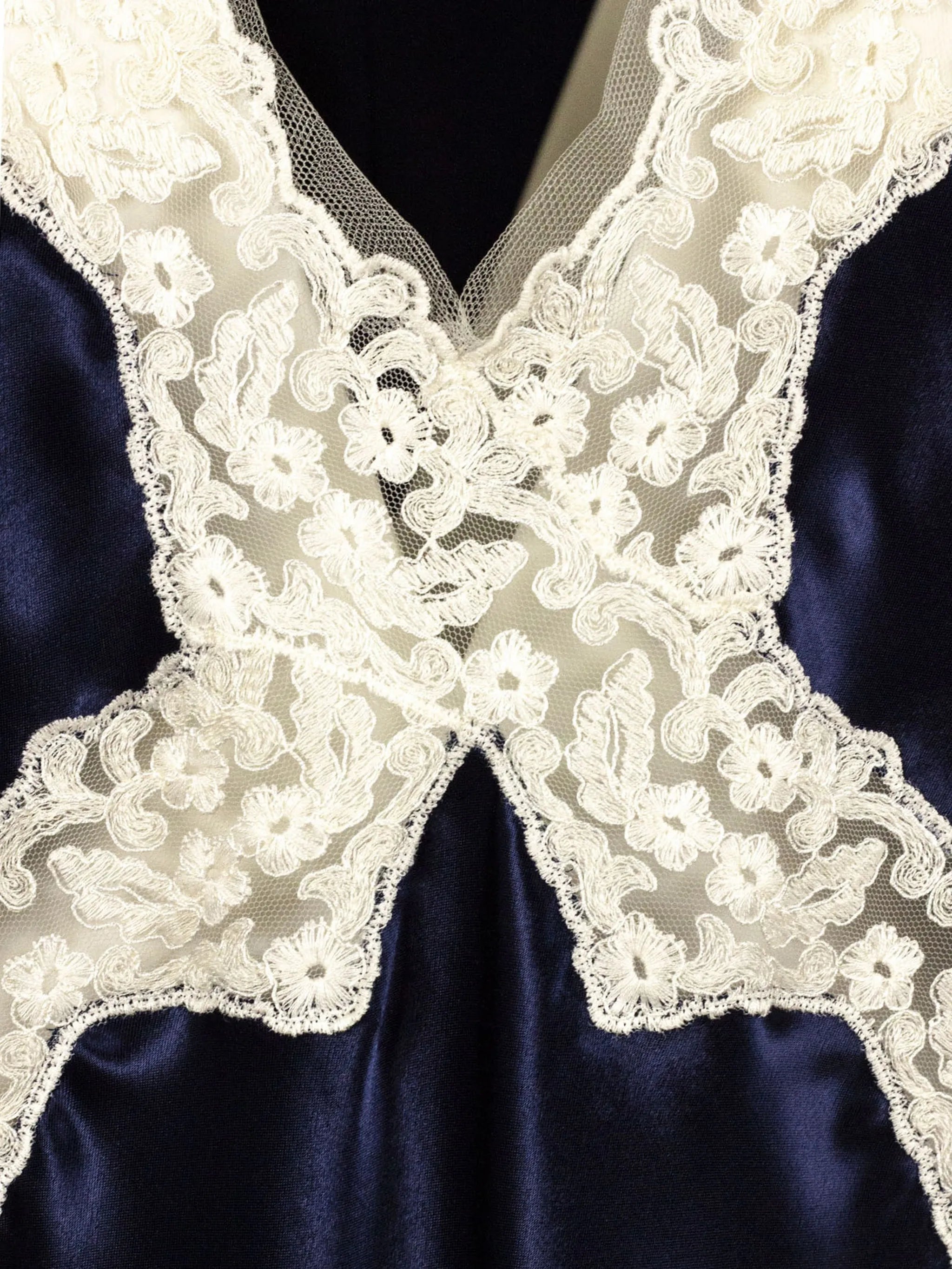 Alberta Ferretti V-neck lace-detail blouse