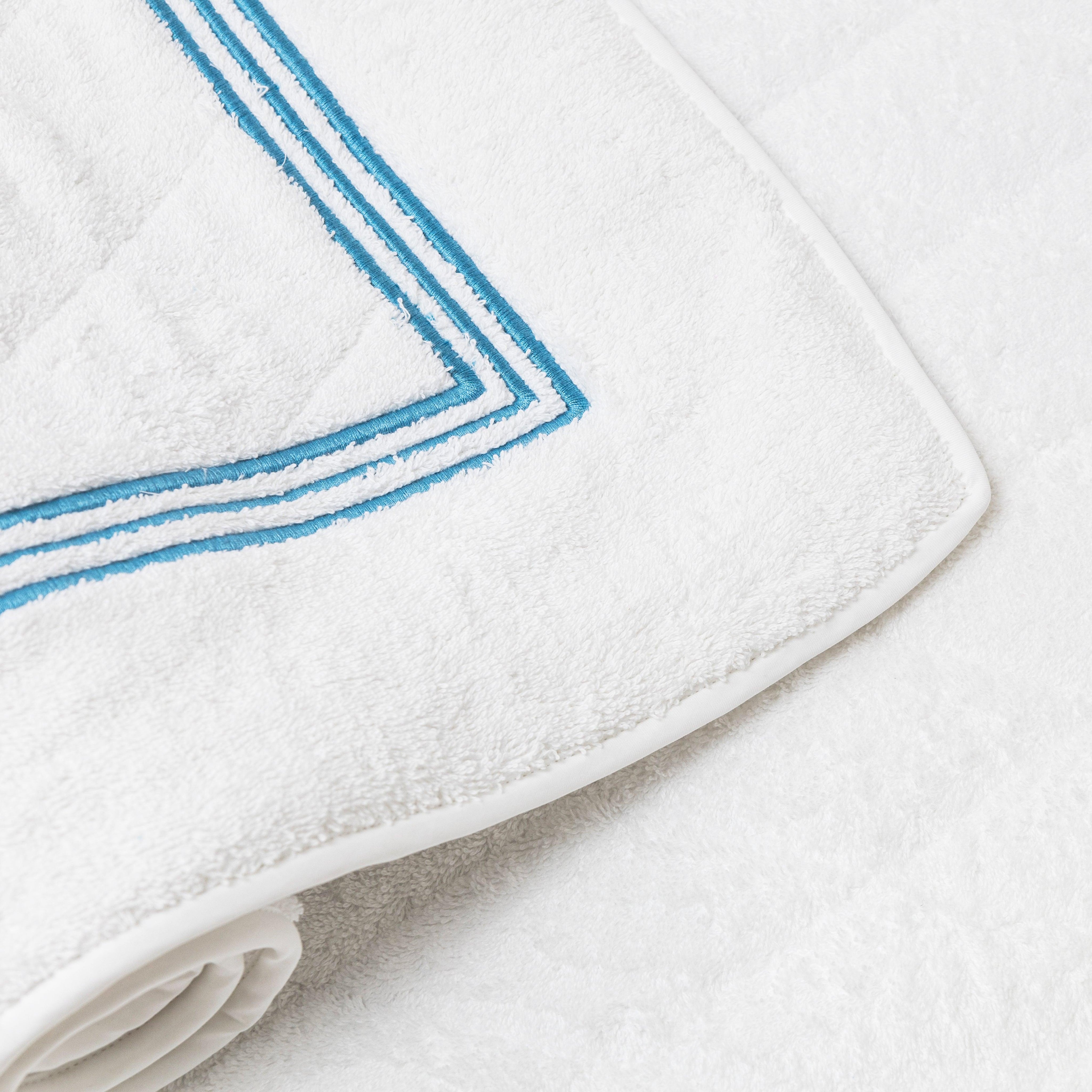 TRIPLO BOURDON BATH MAT