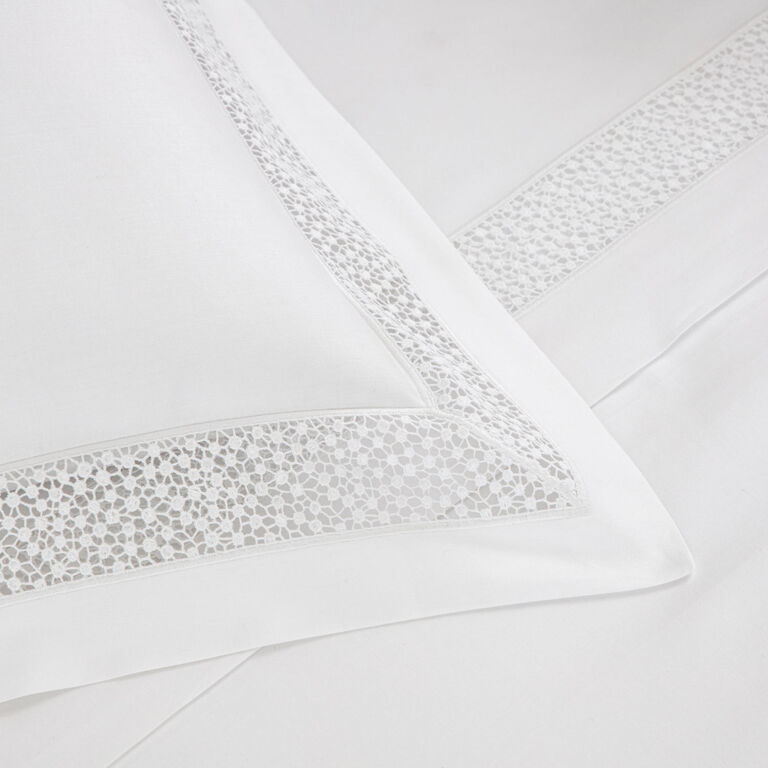 Forever lace bedset +2/51x71 20"x28"