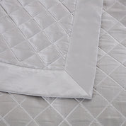 LOZENGE LIGHT QUILT BEDSPREAD