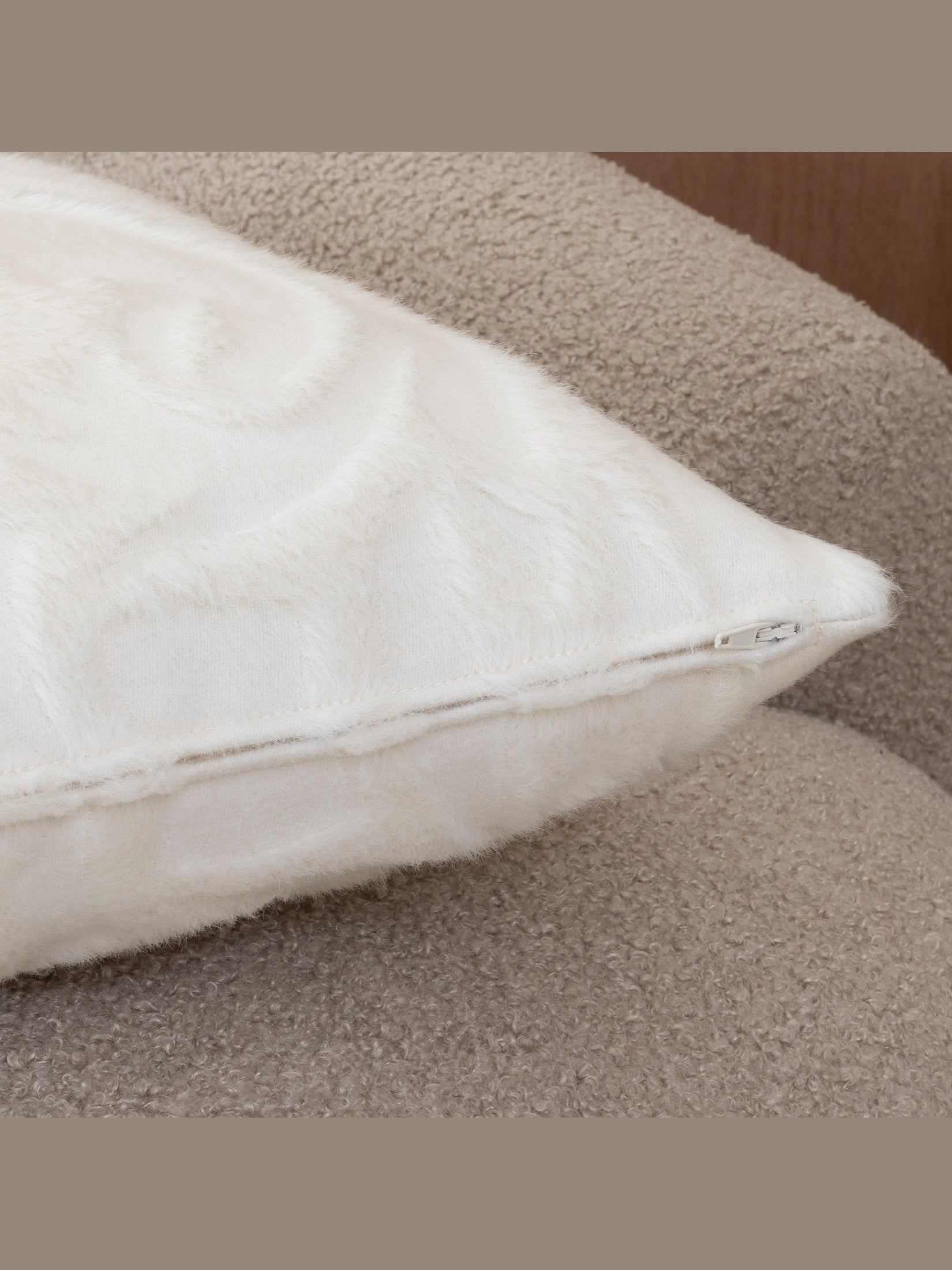 Luxury alpaca paisley - cushion cover w/zip - cushion w/zip