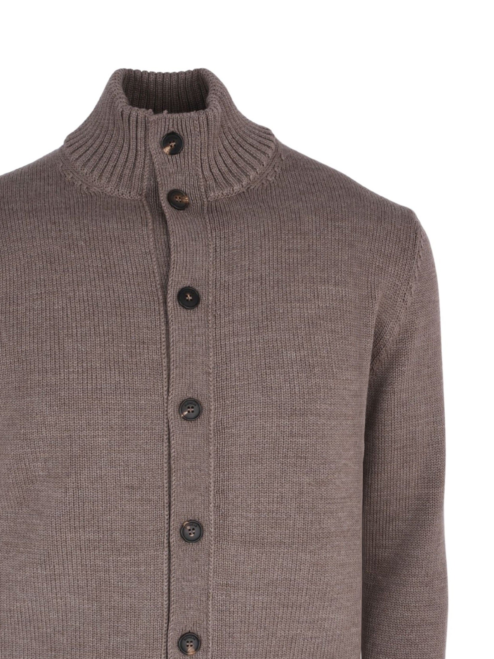 Long sleeve turtle neck men's knitted cardigan