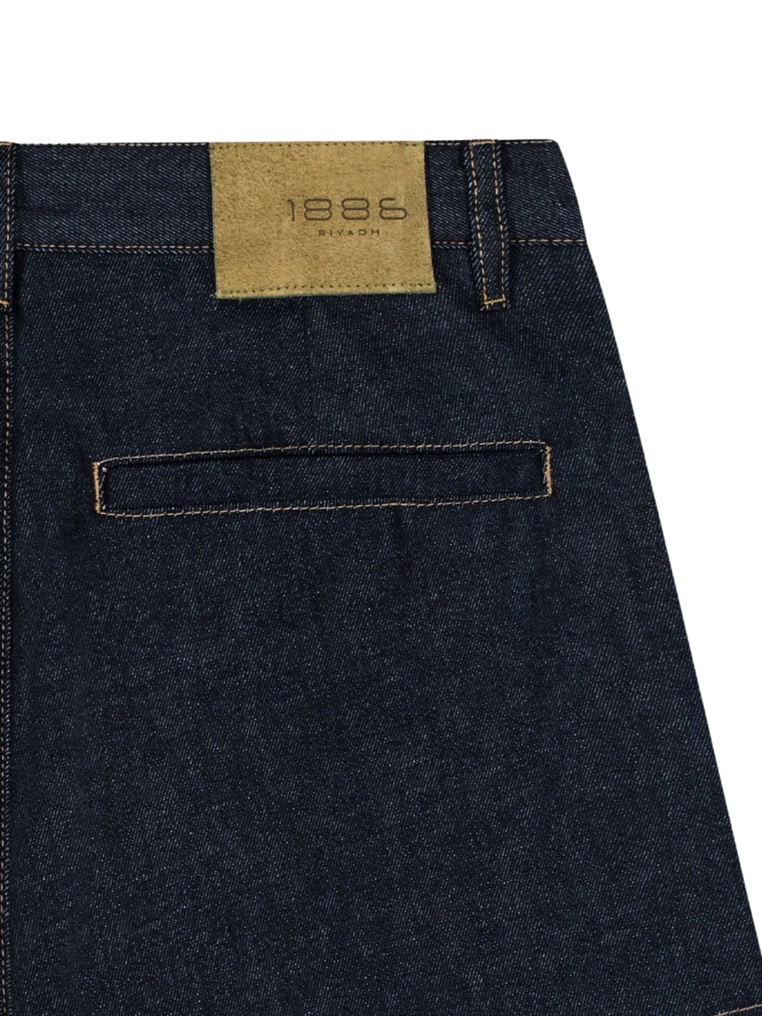 The stitched denim shorts