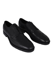 Black leather and tumbled leather lace-up shoe