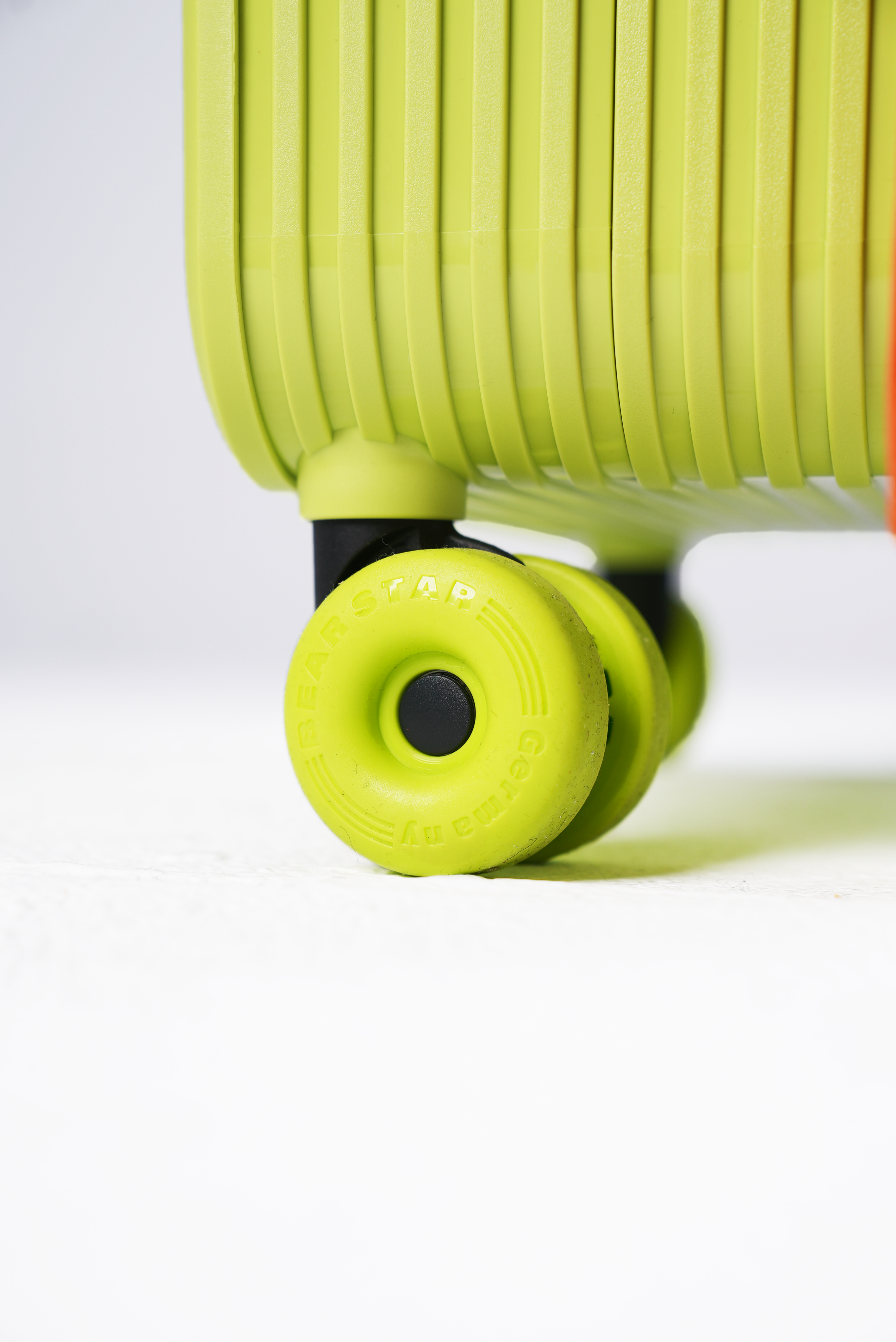 Acid lime cabin bag