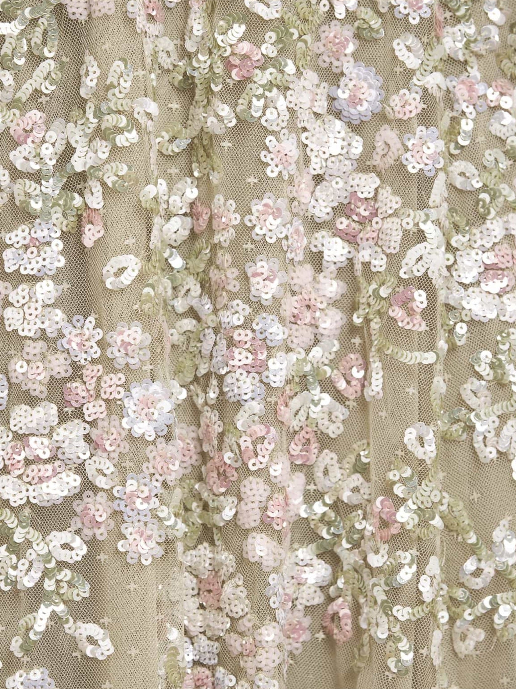 Dream garland strapless gown