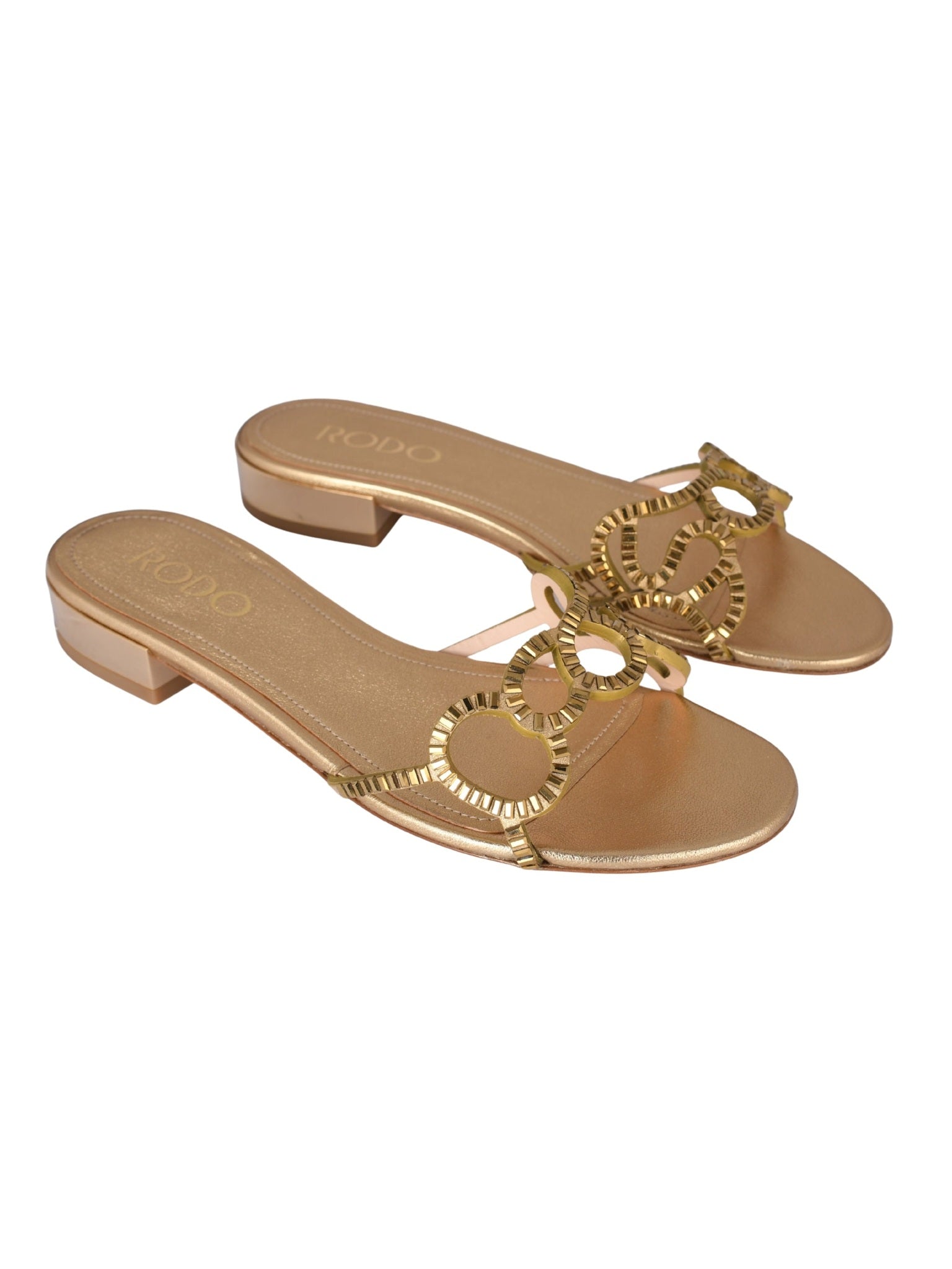 Flat slide sandals