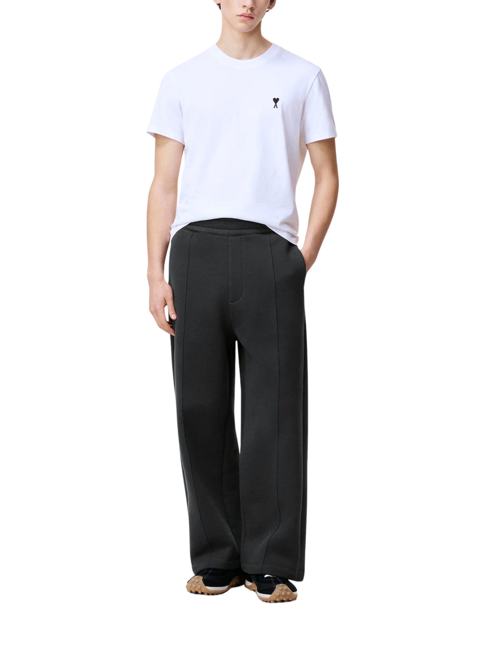 JOGGING FLARE BIG ADC EMBOSSED