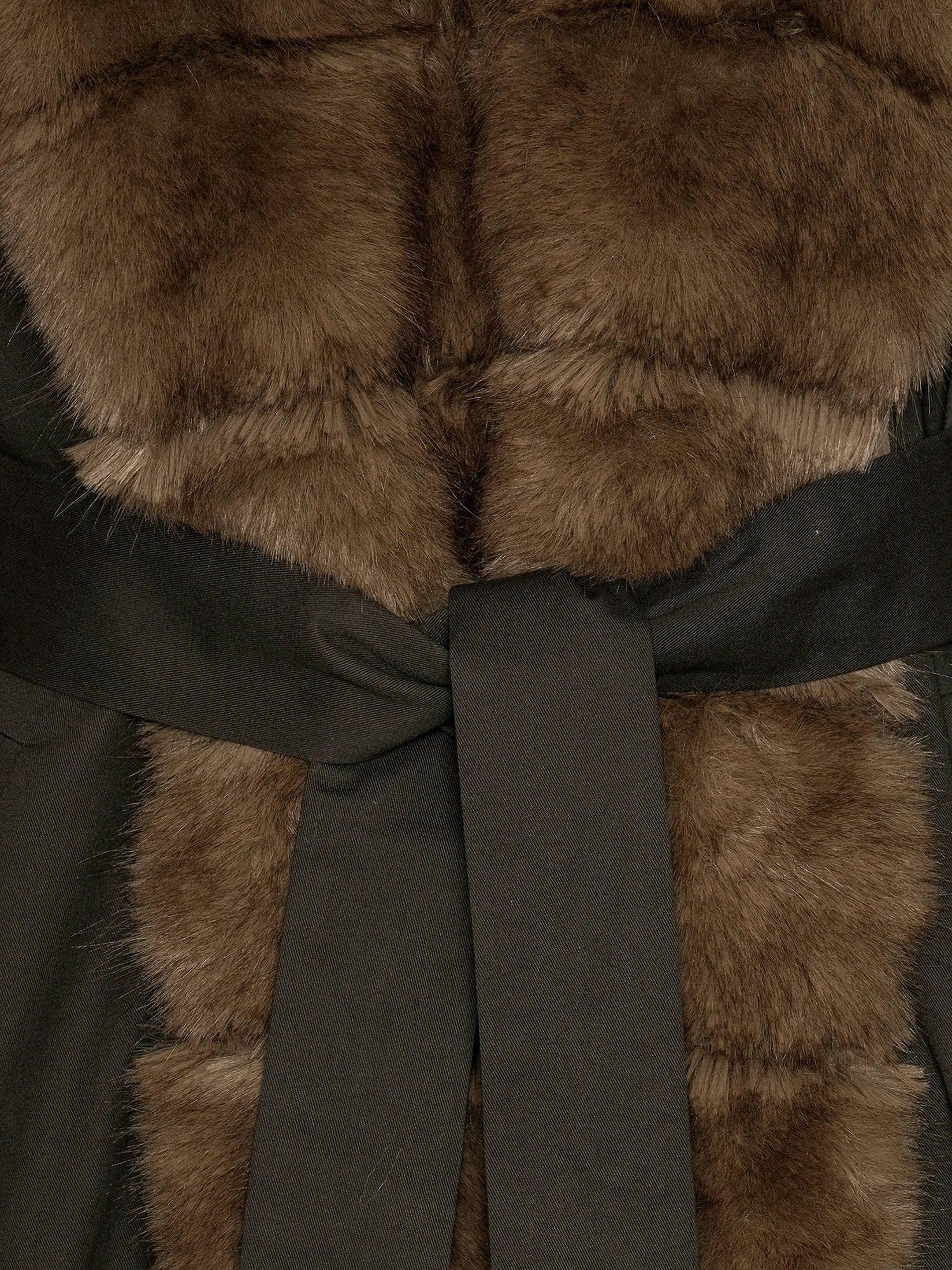 Faux fur collar coat
