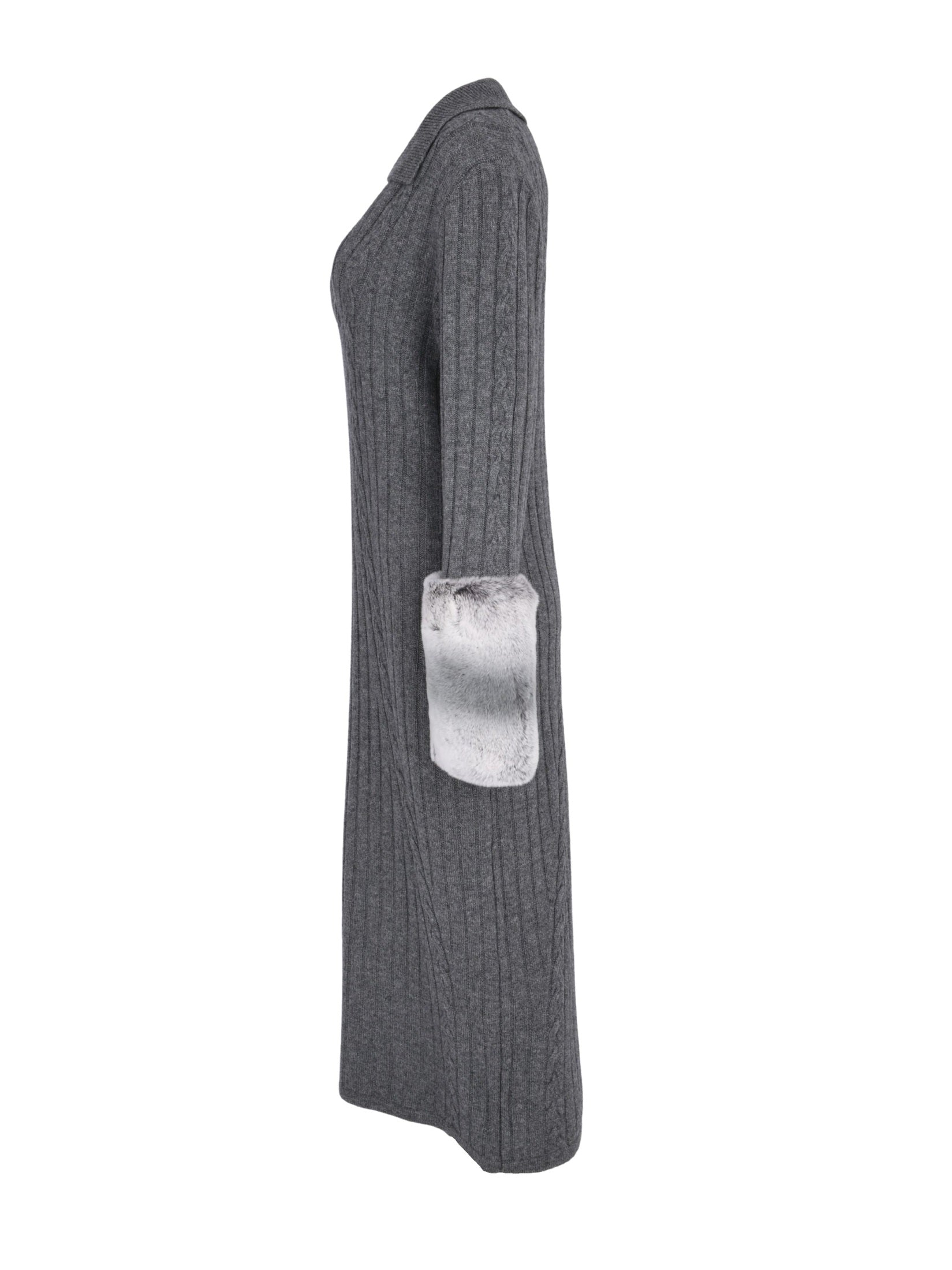 The long cable knit dress with cuffs in storm